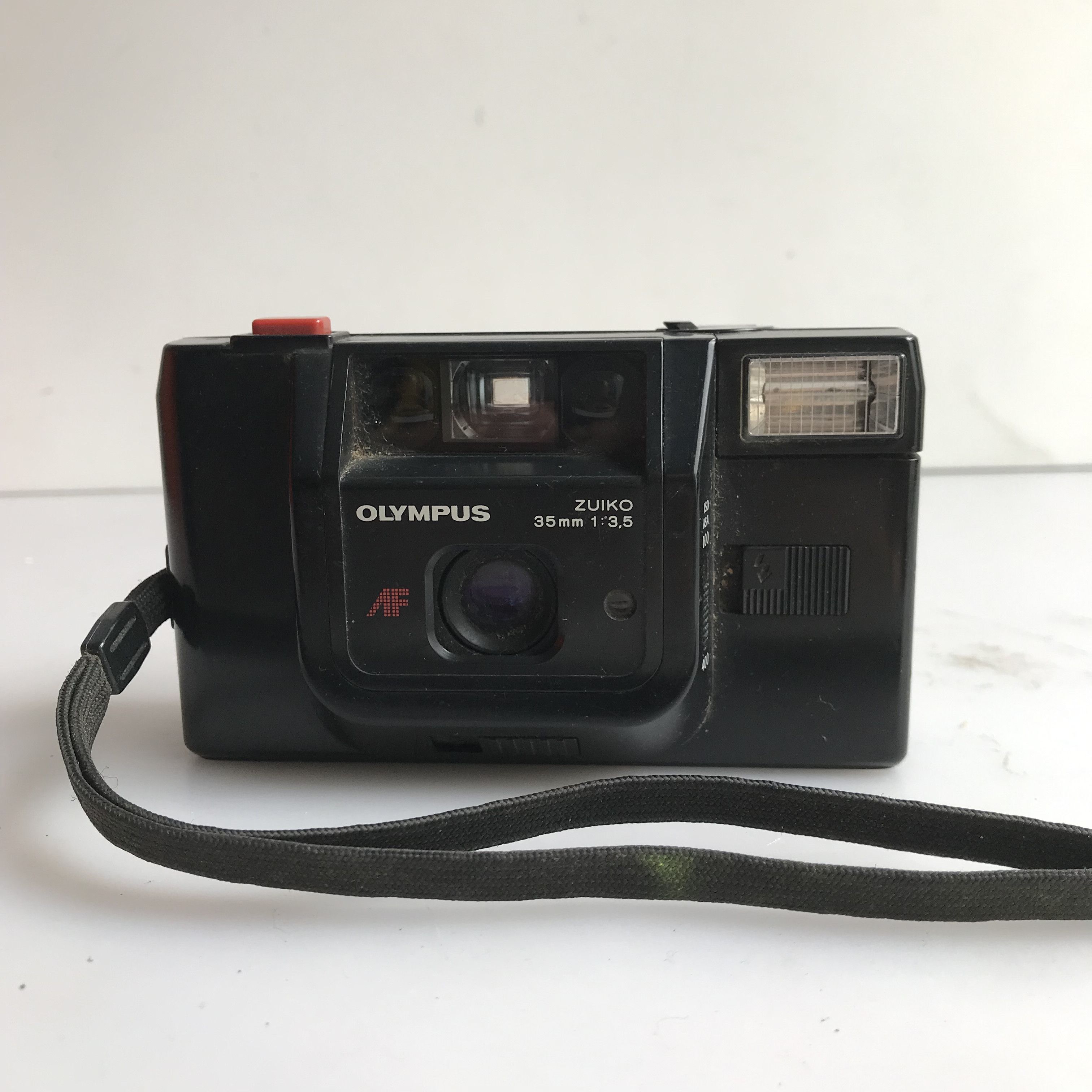 Vintage OLYMPUS TRIP AF QUARTZDATA ZUIKO 35mm 1:3.5 Point & Shoot Size ONE SIZE - 6 Thumbnail