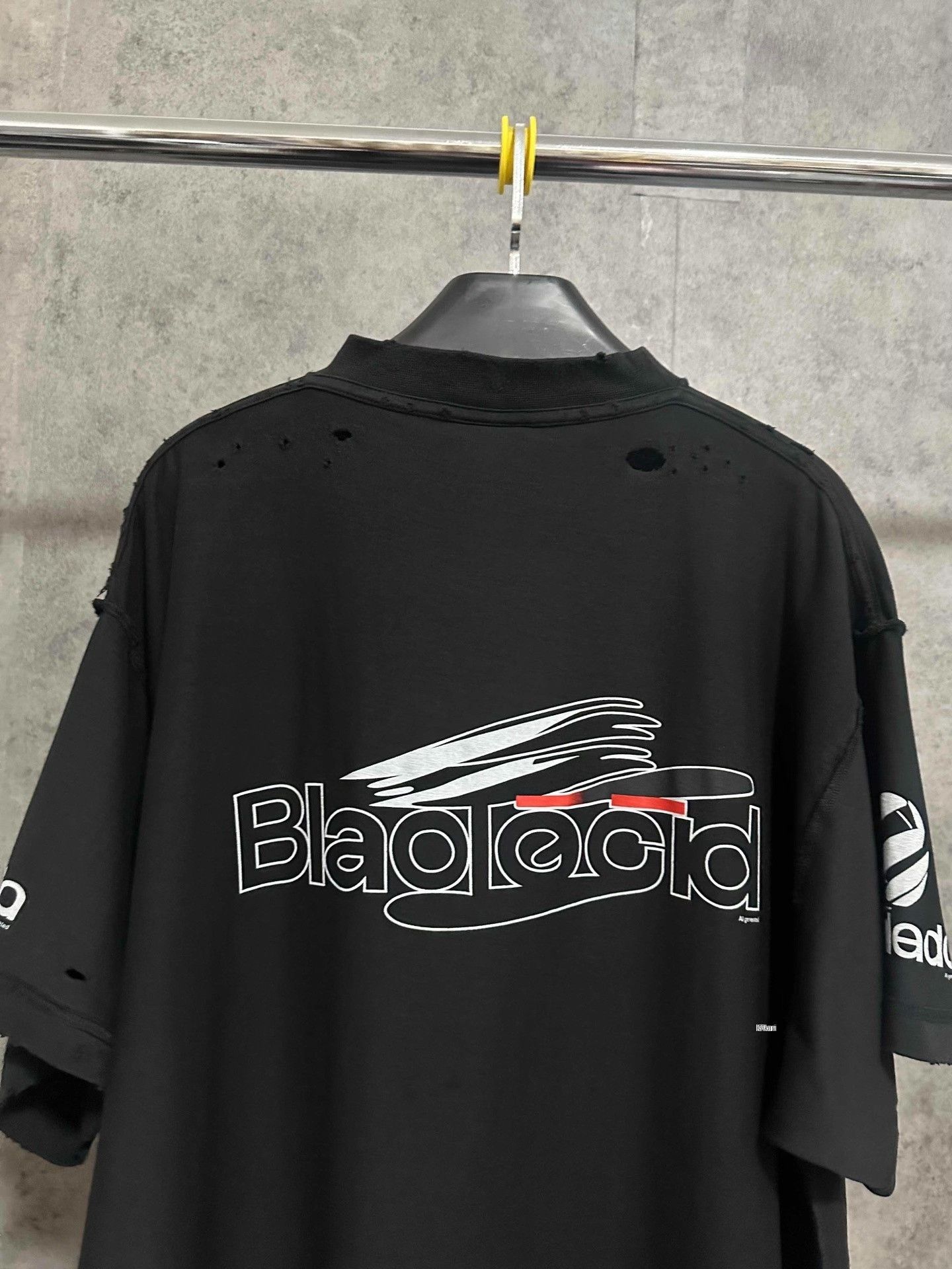 Balenciaga Balenciaga Ai Generated Logo Crewneck T-Shirt Size US M / EU 48-50 / 2 - 5 Thumbnail
