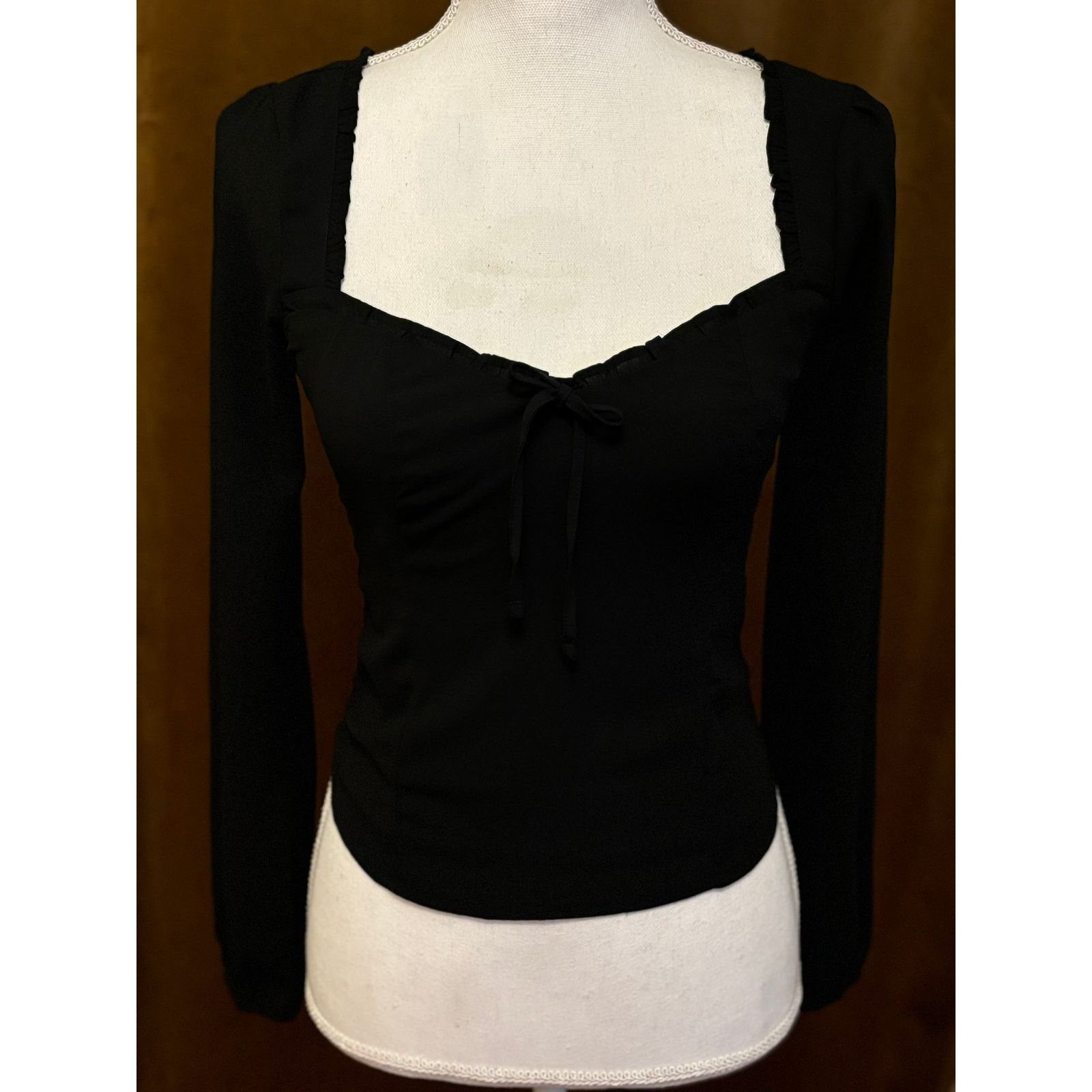 Abercrombie & Fitch Abercrombie & Fitch Sweetheart Neck Blouse Women Size XS Size XS / US 0-2 / IT 36-38 - 1 Thumbnail