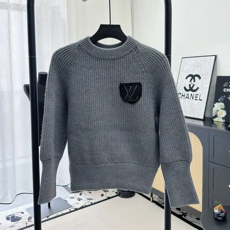 Louis Vuitton Louis Vuitton Women's Grey Wool Logo Knit Sweater 0089 Size XS / US 0-2 / IT 36-38 - 1 Thumbnail