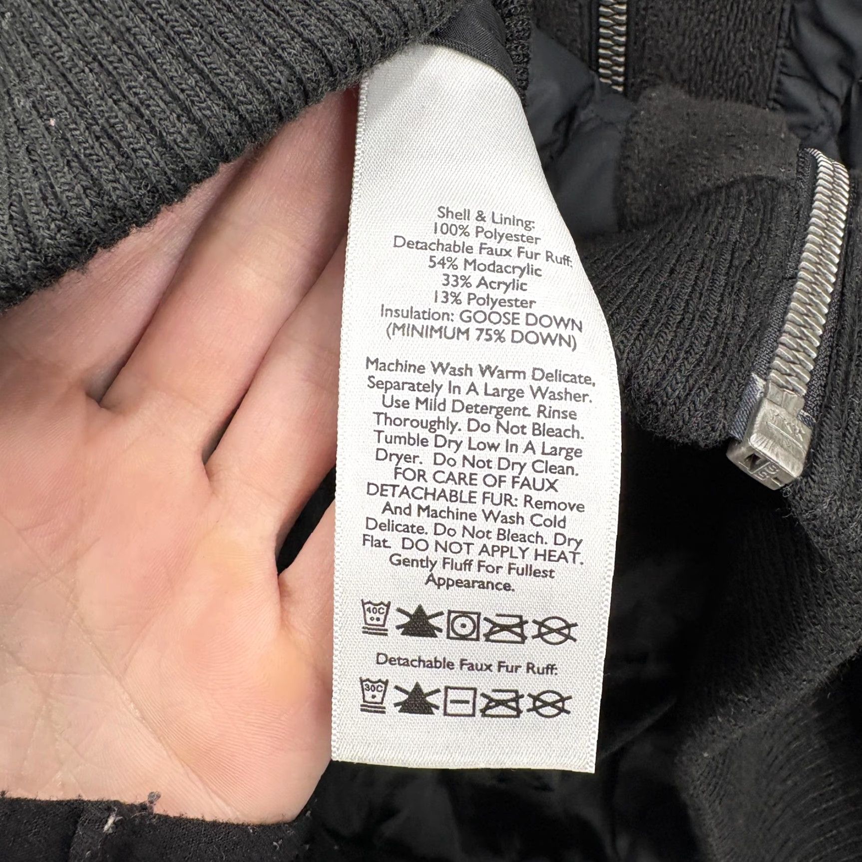 Eddie Bauer Eddie Bauer Vest Womens Large Black Goose Down Puffer Quilted Hood Fur Trim Zipper Size L / US 10 / IT 46 - 5 Thumbnail