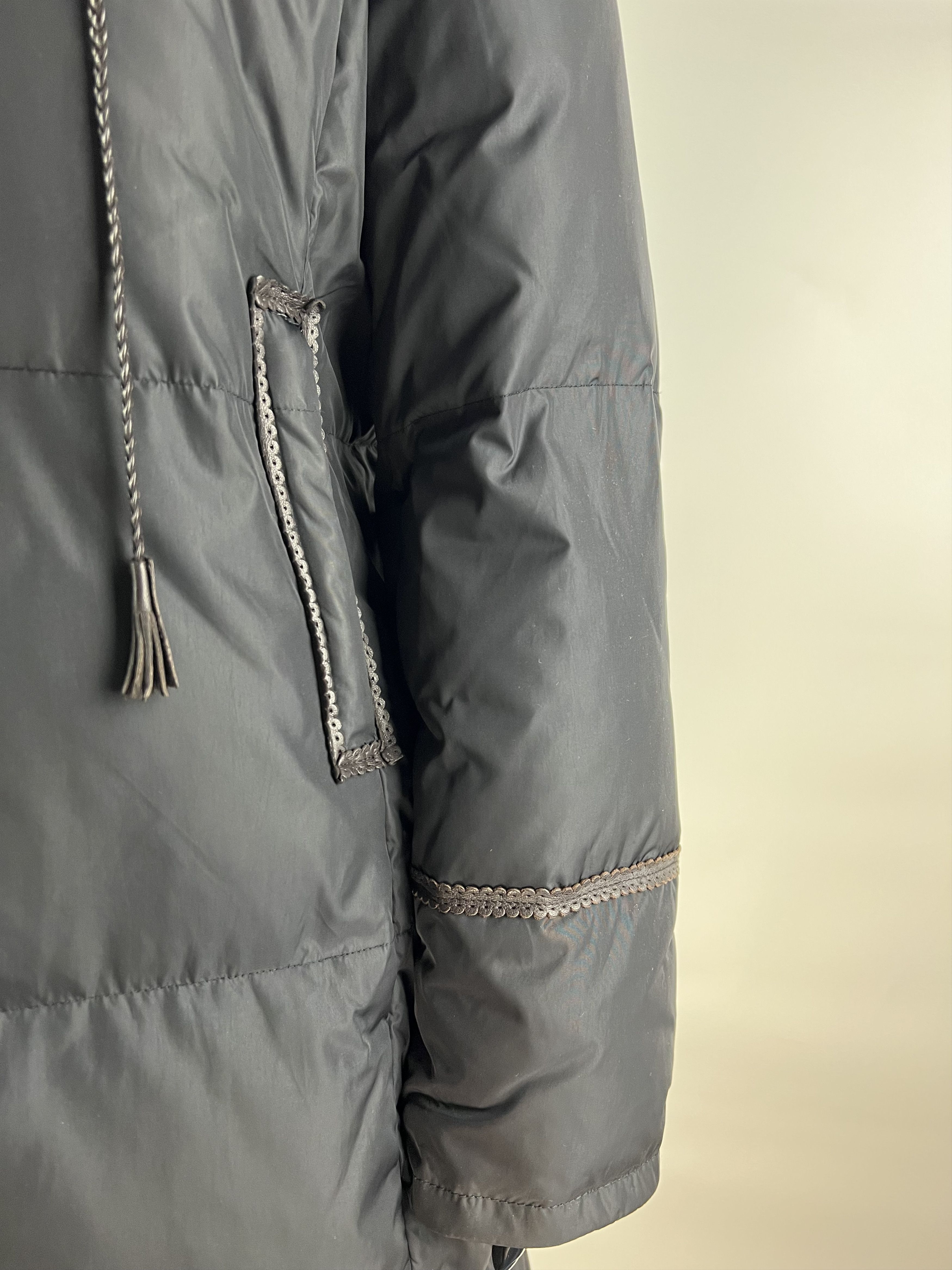 Max Mara × Weekend Max Mara Weekend Max Mara Down Jacket Lapin Rex Leather Decorations Size M / US 6-8 / IT 42-44 - 5 Thumbnail
