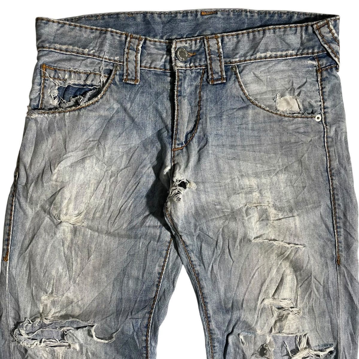Emporio Armani Vintage Emporio Armani Distressed Jeans Size US 36 / EU 52 - 3 Thumbnail