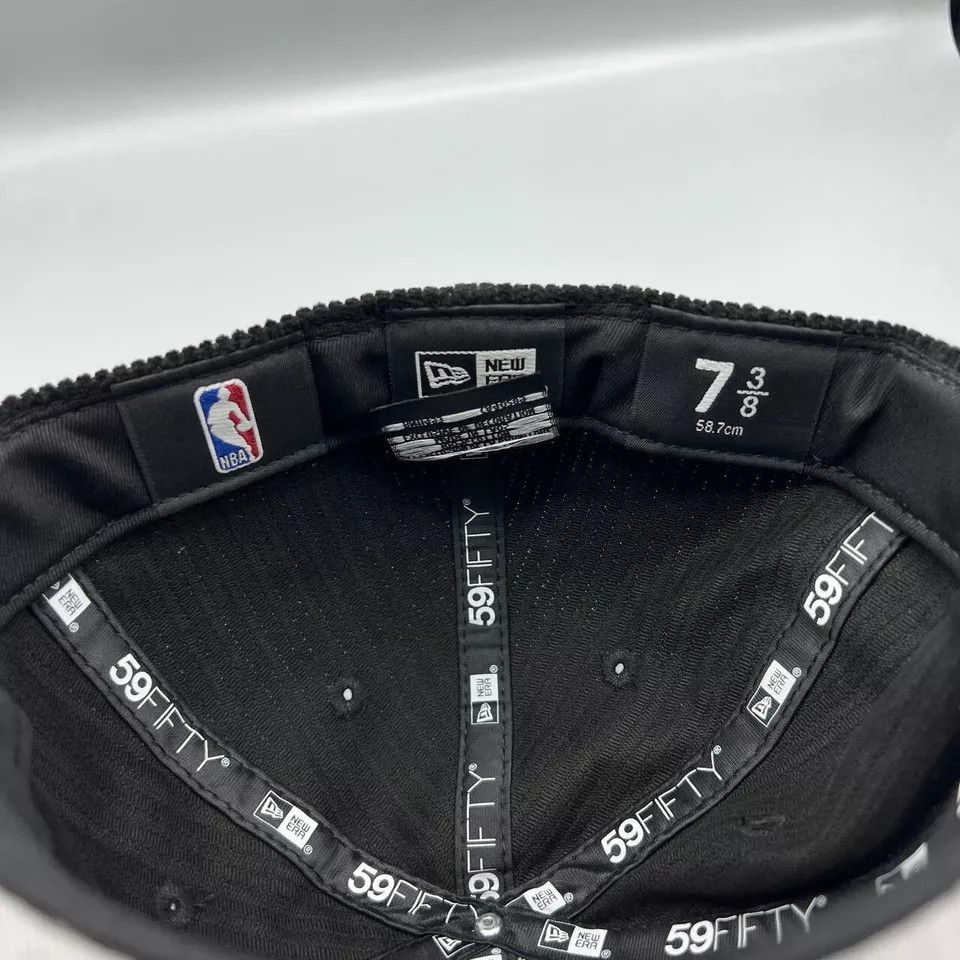 New Era Chicago Bulls Hat Men 7 3/8 Corduroy 59Fifty New Era Fitted Size ONE SIZE - 7 Thumbnail