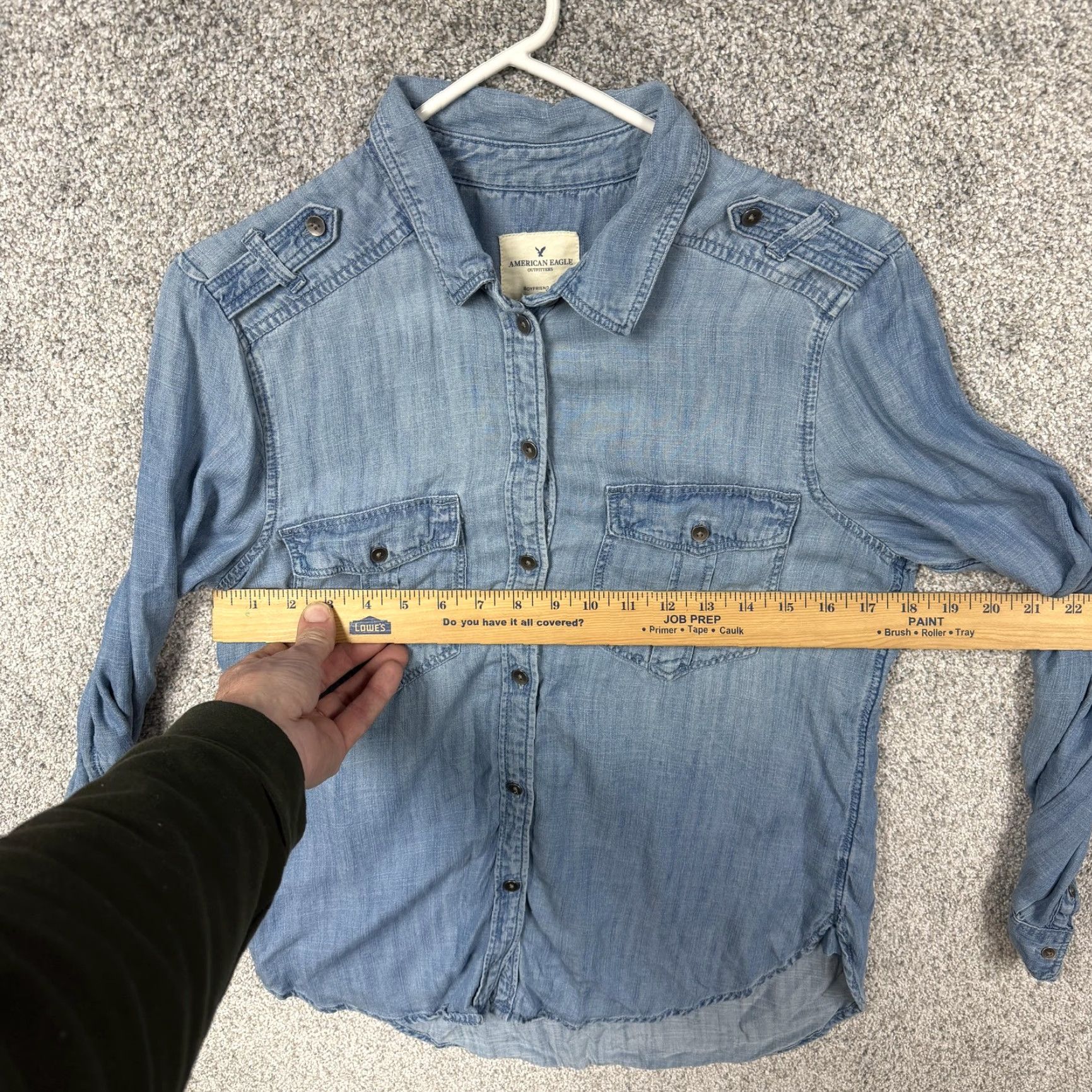 American Eagle Outfitters American Eagle Outfitters Shirt Womens S Blue Denim Boyfriend Fit Chambray Coastal Western Size S / US 4 / IT 40 - 4 Thumbnail