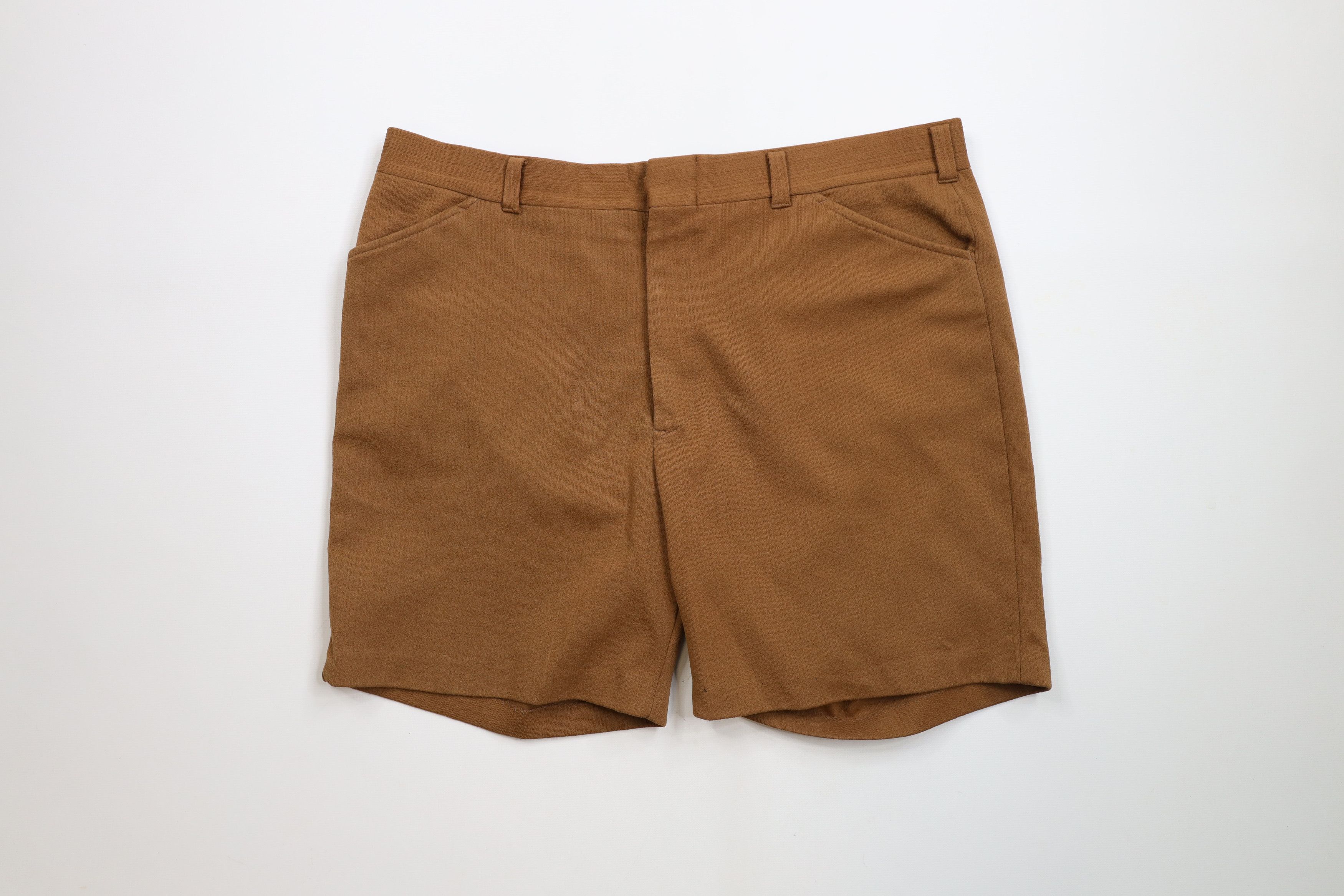 Vintage Vintage 70s Streetwear Knee Knit Chino Shorts Brown AS IS Size US 38 / EU 54 - 1 Thumbnail