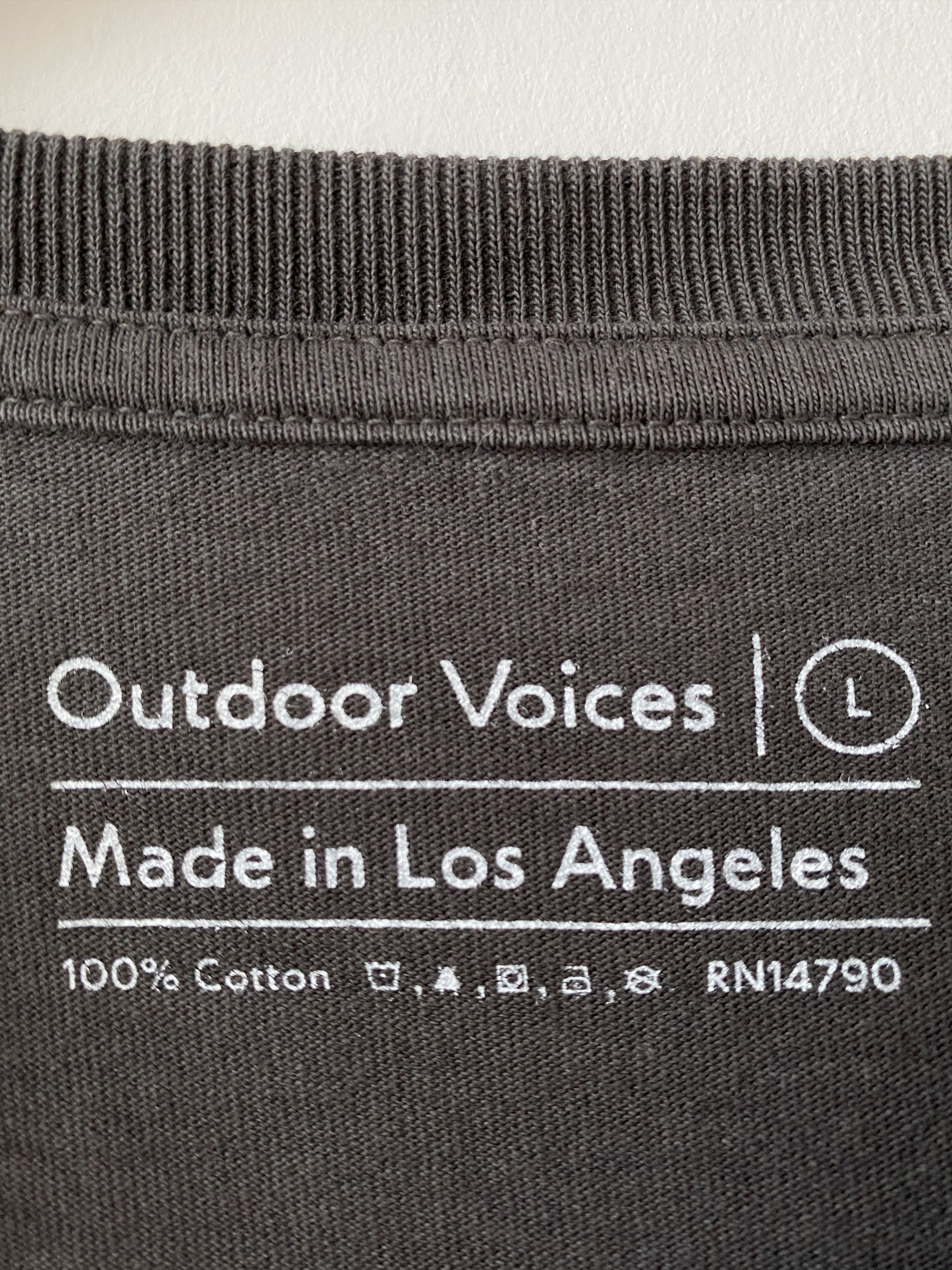 Outdoor Voices OV Graphic Long-Sleeve T-Shirt Size US L / EU 52-54 / 3 - 3 Thumbnail