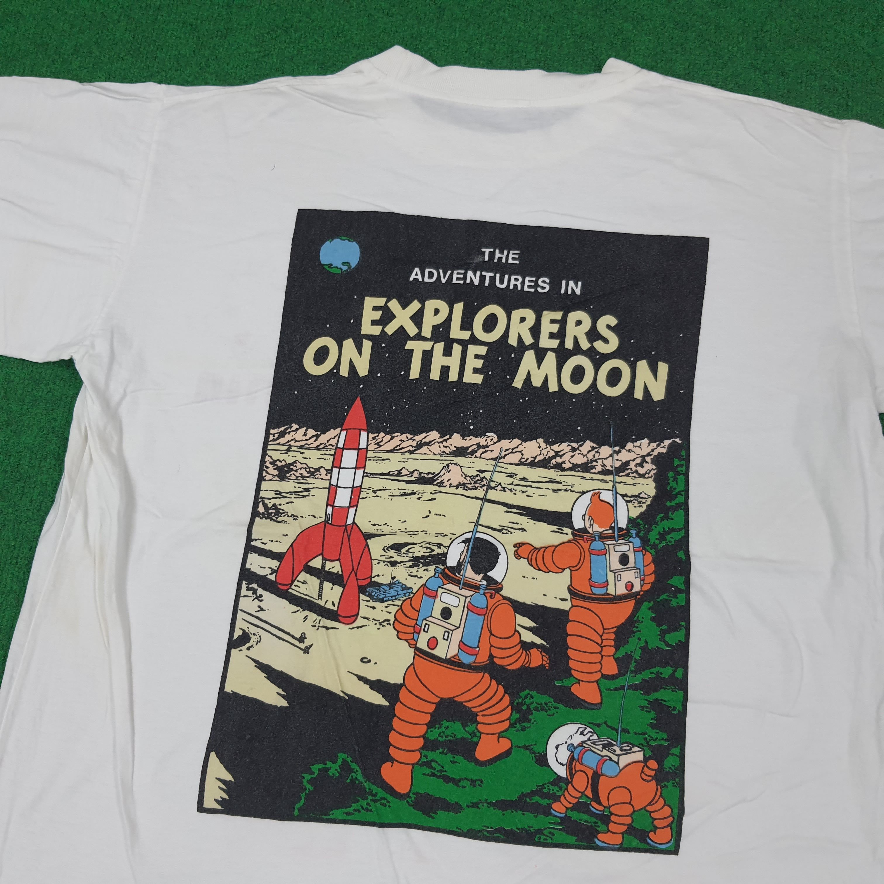 Other Vintage Adventure of Tintin on the Moon Tshirt C239N15 Size US L / EU 52-54 / 3 - 2 Thumbnail