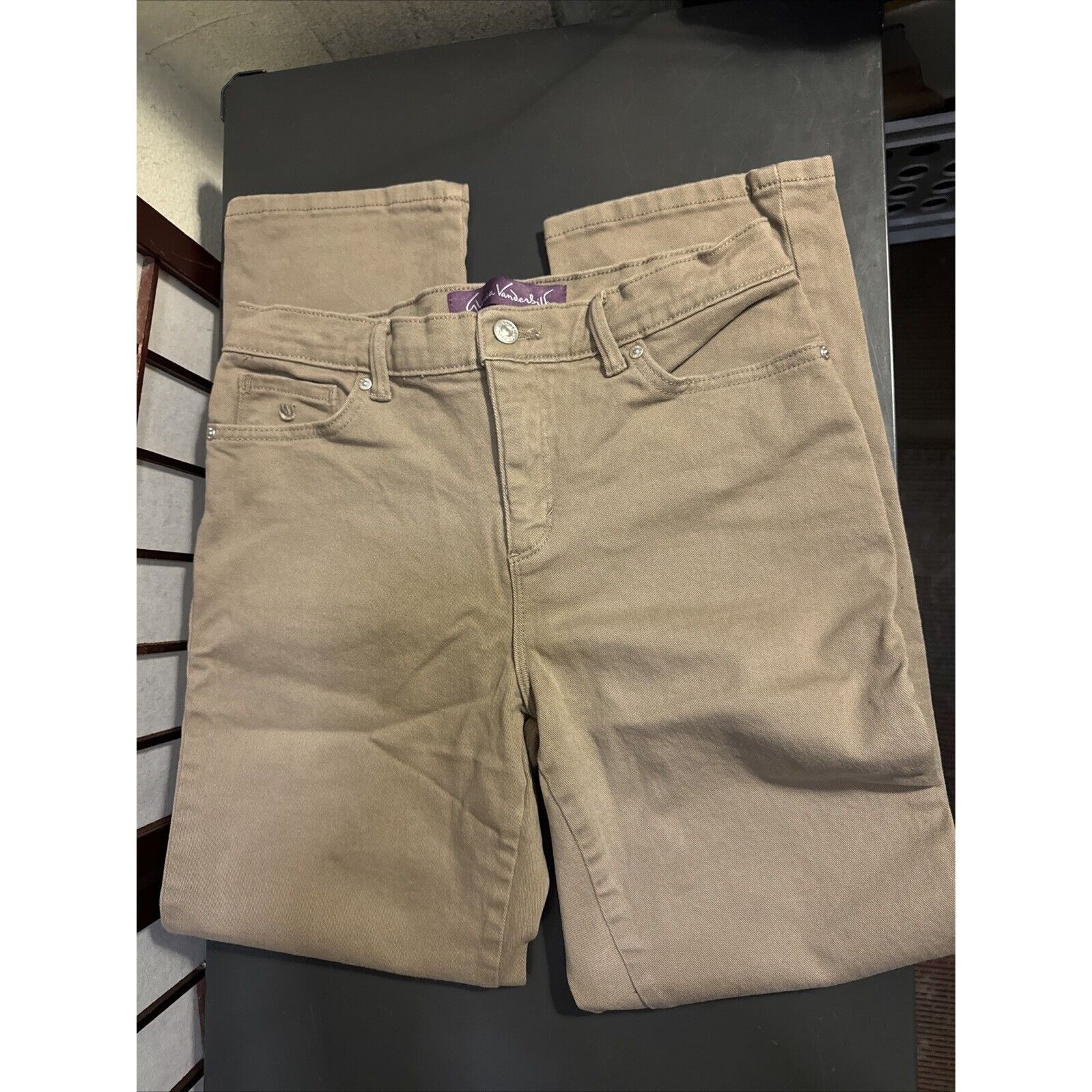 Gloria Vanderbilt Gloria Vanderbilt Womens Amanda SHORT Jeans Size 8S Beige De Size 30" / US 8 / IT 44 - 15 Thumbnail