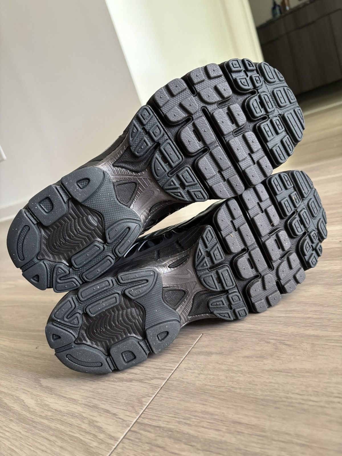 Nike Nike Air Moto 2K Size US 10.5 / EU 43-44 - 6 Thumbnail