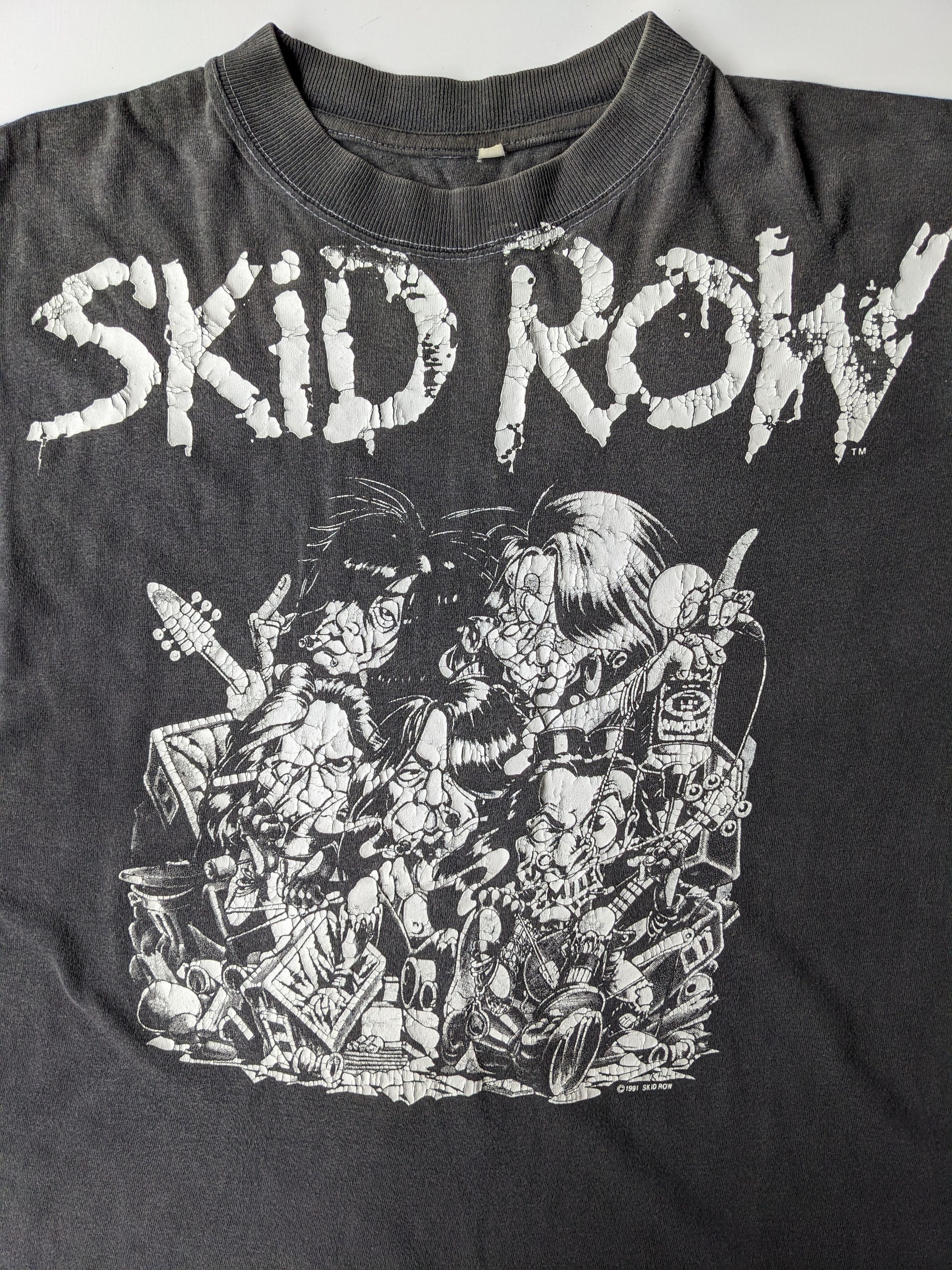 Band Tees × Vintage Vintage distressed Skid Row Japan tour 1992 Size US M / EU 48-50 / 2 - 3 Thumbnail