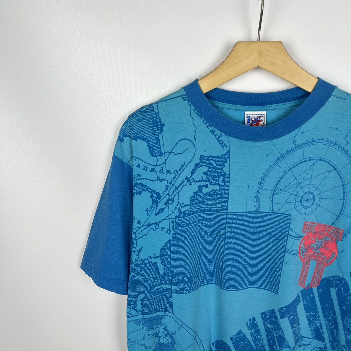 Nike Vintage Nike International y2k AOP rare tee 90’s Size US L / EU 52-54 / 3 - 4 Thumbnail