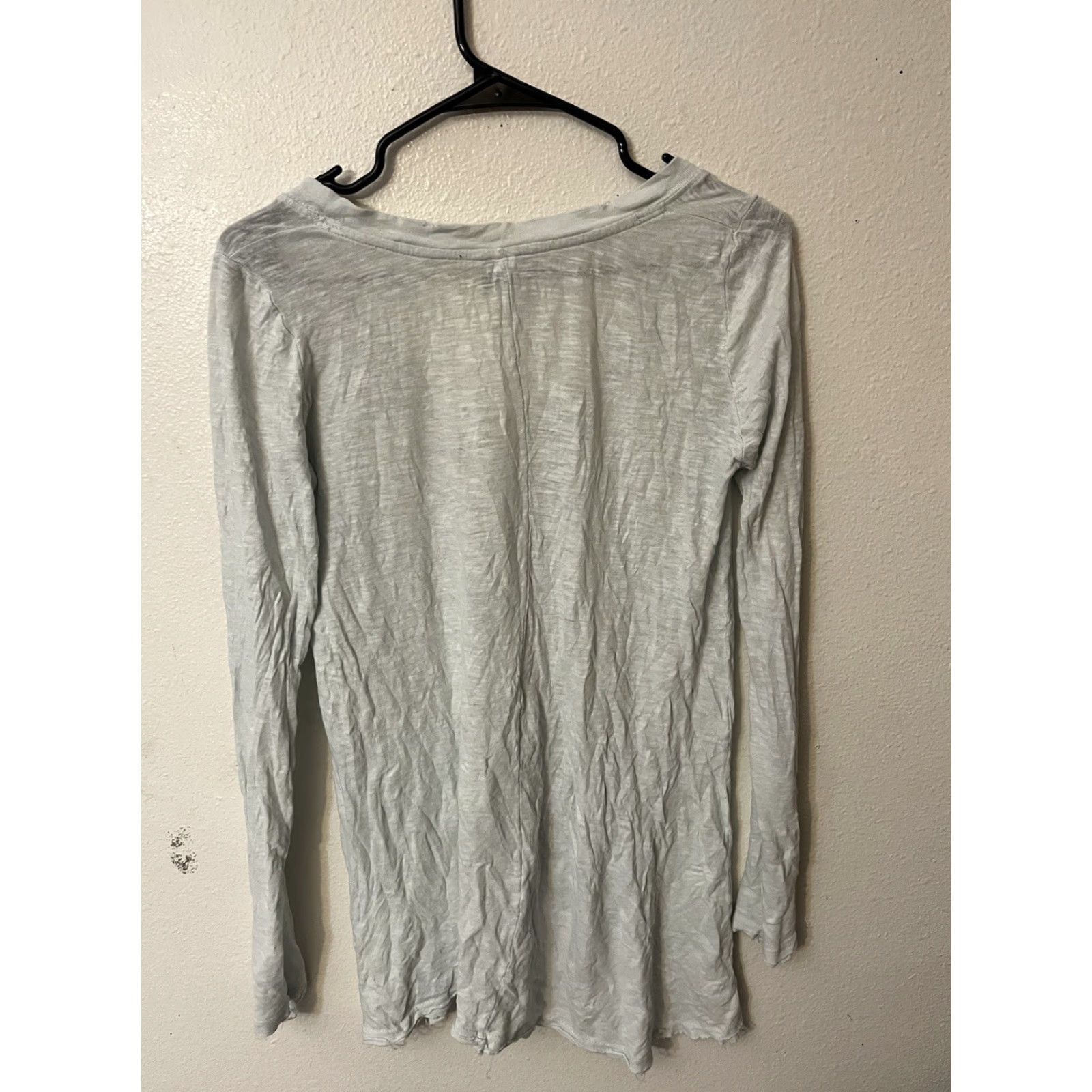 Vintage WE THE FREE Blouse Small Gray Women Oversized Long Sleeve V Neck Casual Shirt Size S / US 4 / IT 40 - 2 Thumbnail