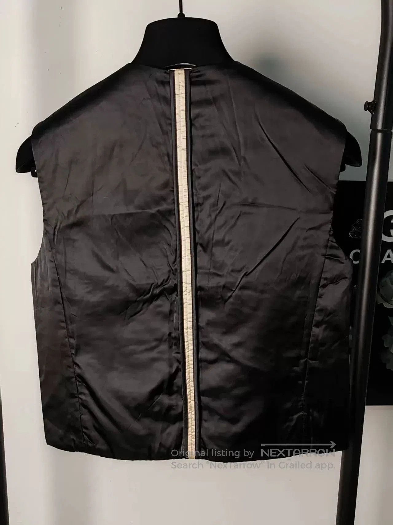 Prada Prada Metal Triangle Cotton Vest. Size US XXS / EU 40 - 2 Thumbnail