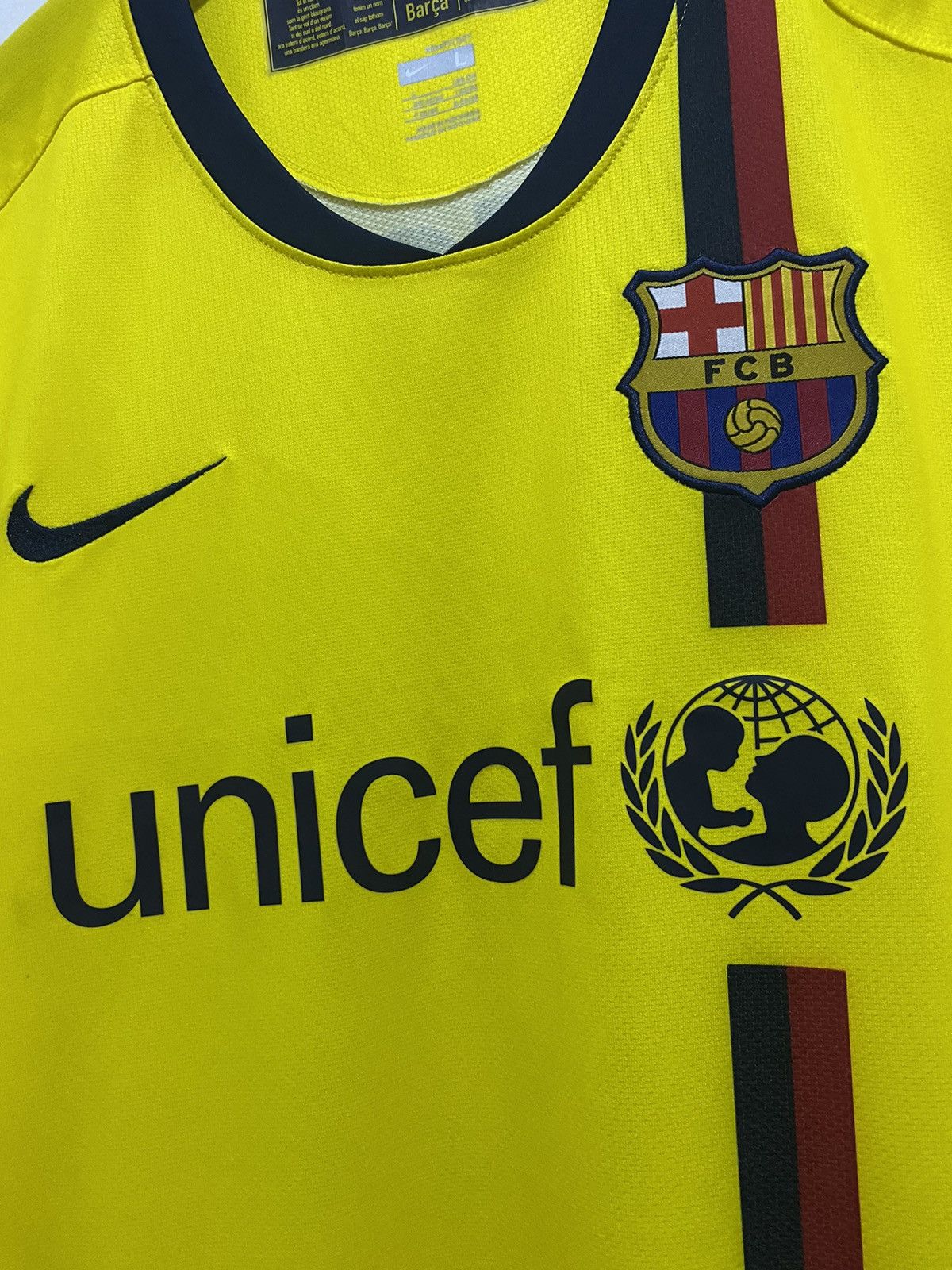 Nike BNWT Messi Barcelona 2008-09 Away Kit Soccer Jersey Size US L / EU 52-54 / 3 - 8 Thumbnail