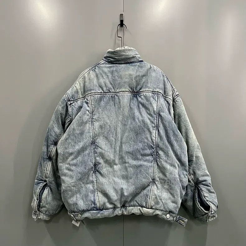 Balenciaga Balenciaga Blue Washed Effect Denim Jacket Size US S / EU 44-46 / 1 - 2 Thumbnail