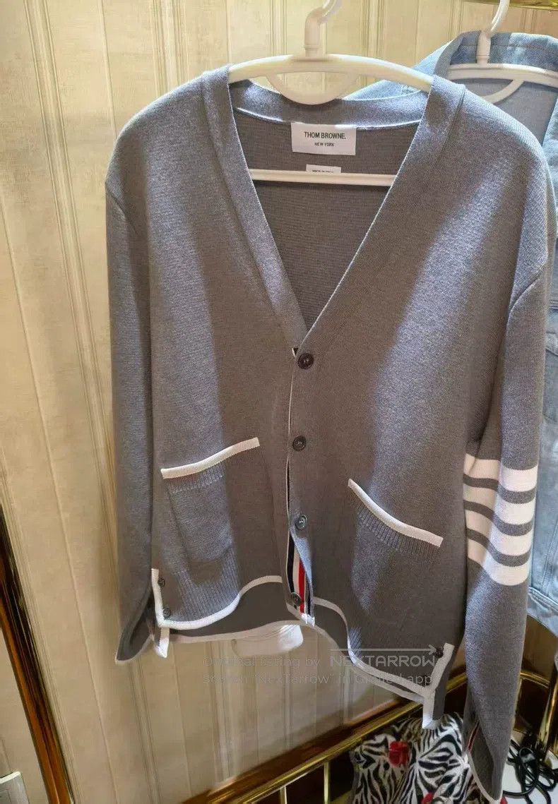 Thom Browne Thom Browne Gray and white striped pocket sweater Size US XL / EU 56 / 4 - 2 Thumbnail