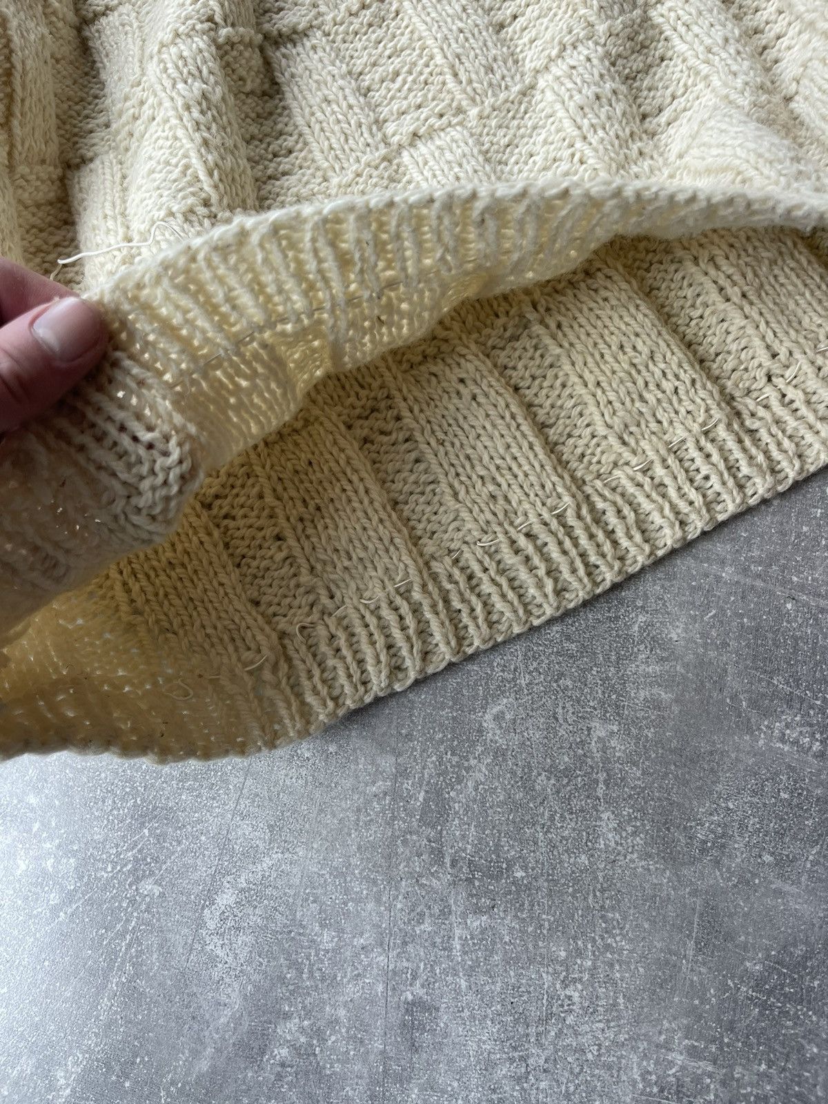 Vintage Vintage AvantGarde Wool Turtleneck Sweater Chunky Cable Knit Size M / US 6-8 / IT 42-44 - 7 Thumbnail