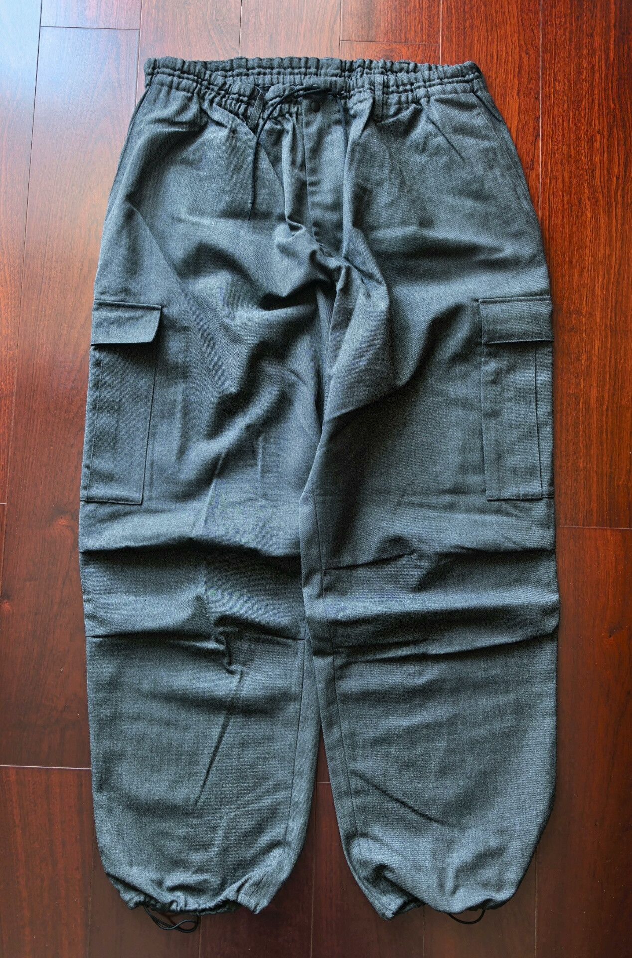 Y-3 Y-3 Wool Cargo Pants in Dark Gray Size US 31 - 1 Thumbnail