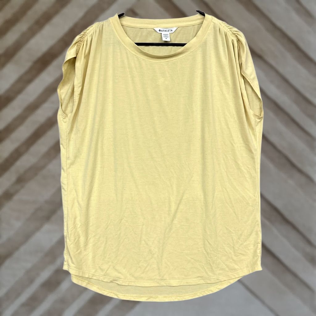 Athleta Athleta Shirt Yellow Athletic T-Shirt Womens Sleeveless Loose Fit Tank Tunic M Size M / US 6-8 / IT 42-44 - 1 Thumbnail