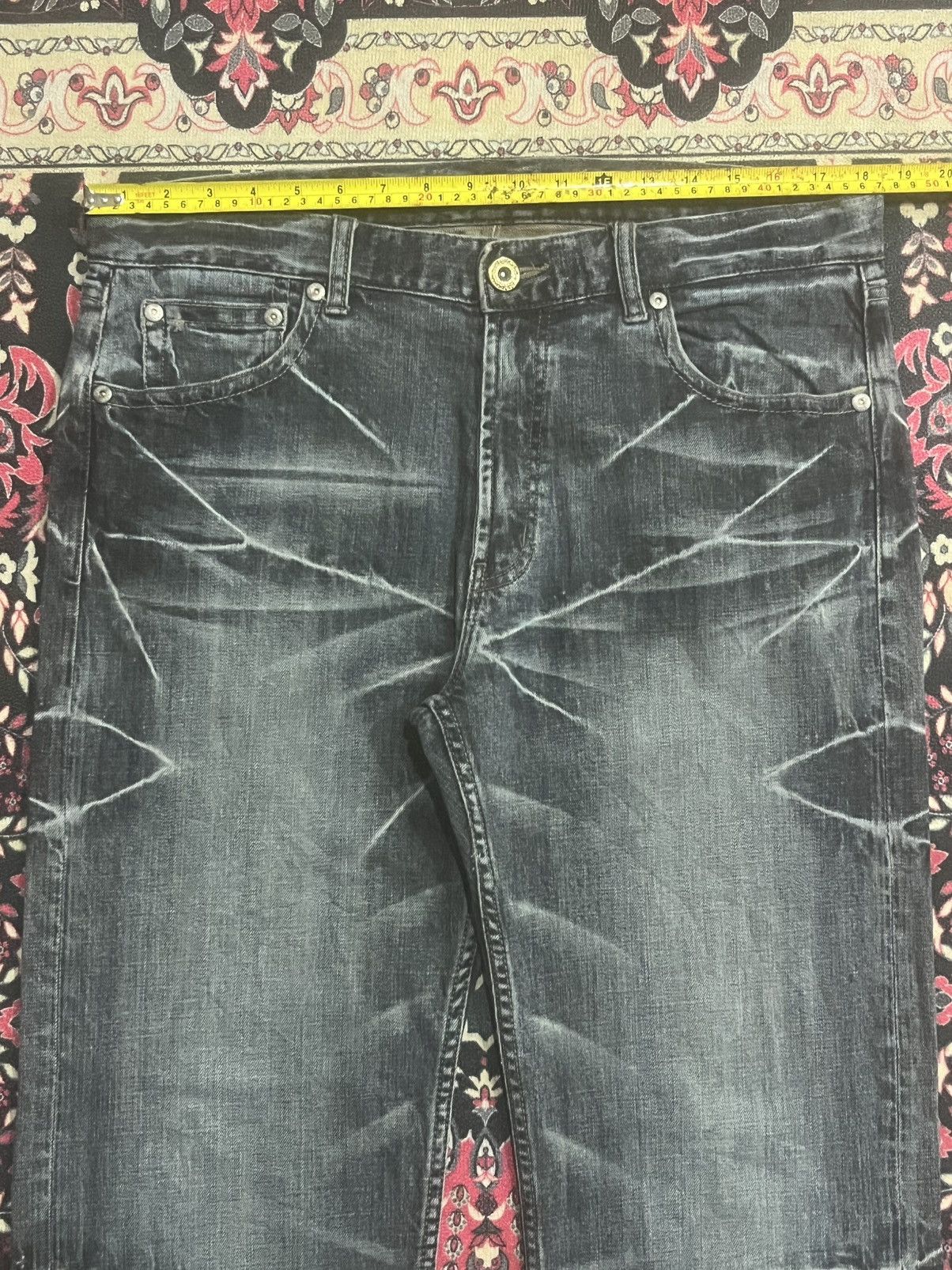 Japanese Brand Japanese Brand Villand Dark Whisker Washed Rhinestone Jeans Size US 36 / EU 52 - 12 Thumbnail