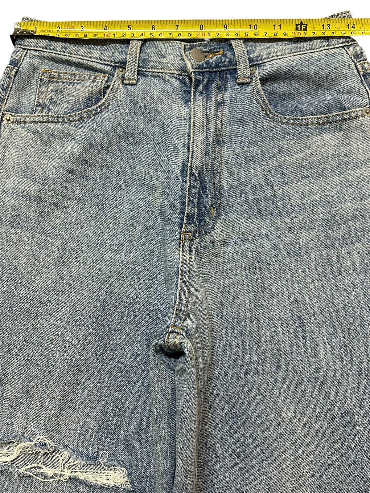 GU Vintage Japanese GU Blue Faded Wash Distressed Baggy Jeans Size US 28 / EU 44 - 11 Thumbnail