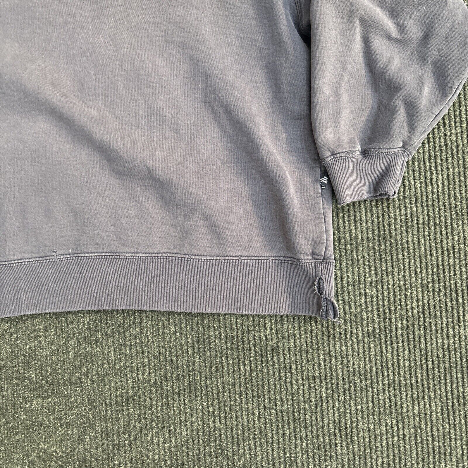 Adidas Vintage Adidas Crewneck Sweatshirt Sz Large Blue Embroidered Size US L / EU 52-54 / 3 - 4 Thumbnail