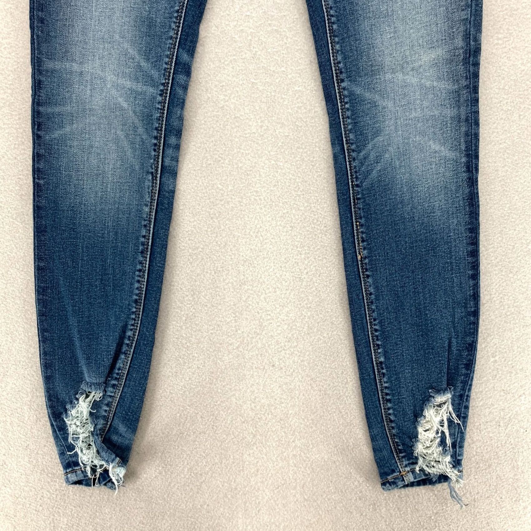 Vintage Daytrip Lynx Skinny Jeans Women's 26 Blue Stretch Denim Distressed Grunge Western Size 26" / US 2 / IT 38 - 3 Thumbnail