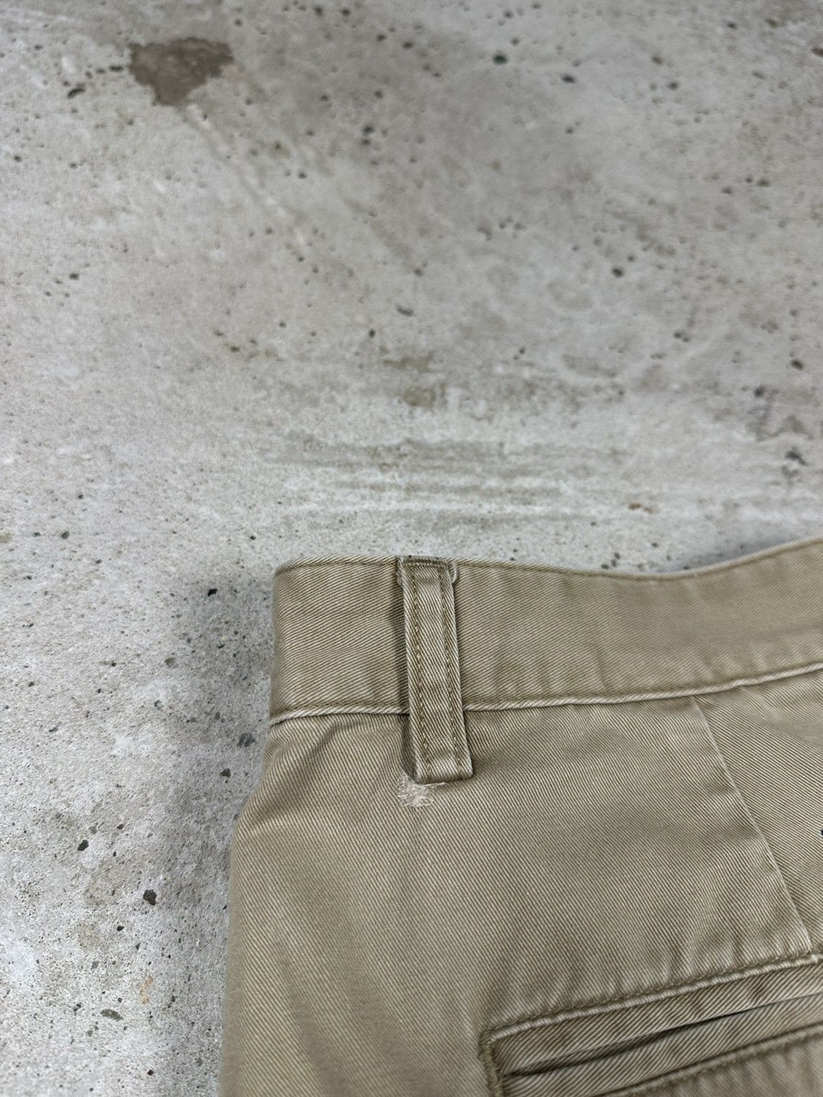 Tommy Hilfiger × Vintage Vintage Y2K Tommy Hilfiger Beige Baggy Cargo Pants Size US 33 - 16 Thumbnail
