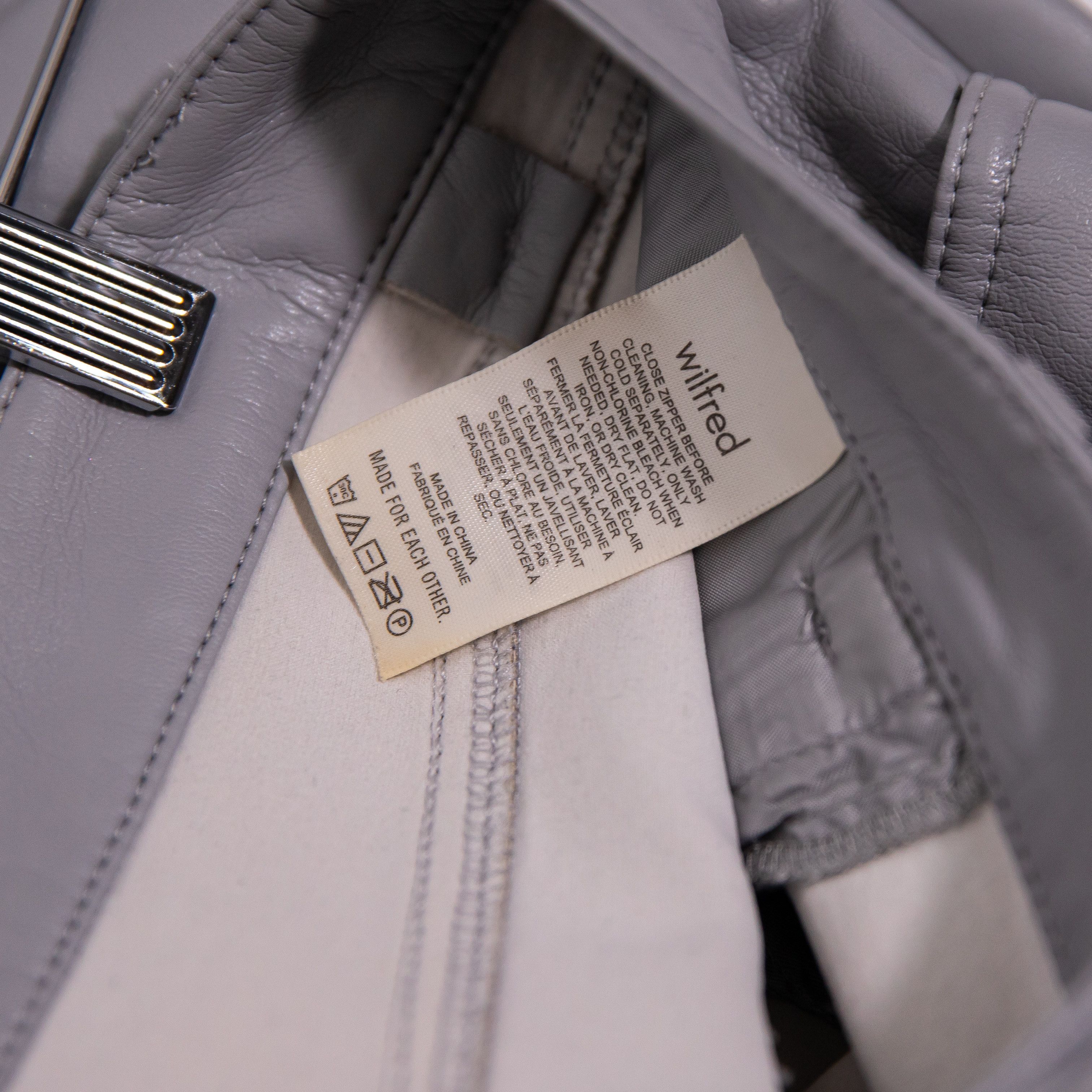 Aritzia Wilfred Aritzia The Melina High Waisted Faux Size 26" / US 2 / IT 38 - 3 Thumbnail
