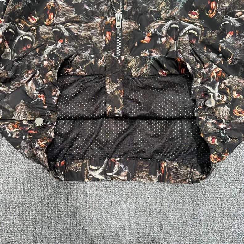 Other Givenchy Sise46 Group of monkeys zipper jacket size 46 code Size US M / EU 48-50 / 2 - 5 Thumbnail