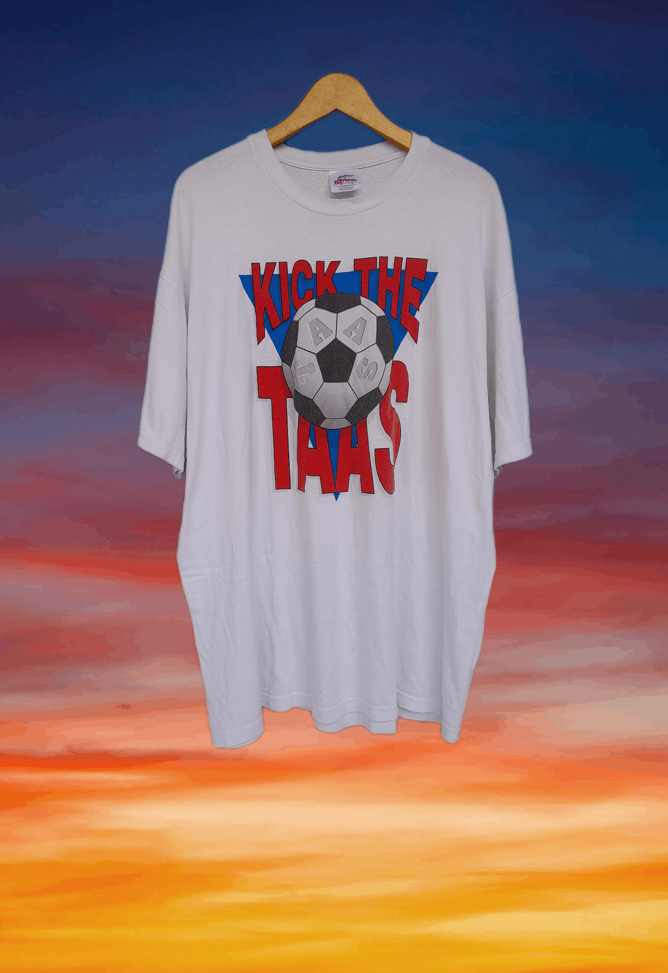 Vintage Vintage 90s Kick the TAAS Art of football graphic t-shirt Size US XL / EU 56 / 4 - 1 Thumbnail