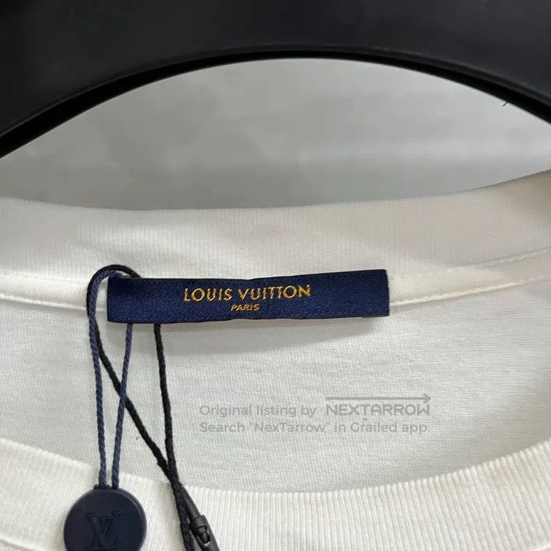 Louis Vuitton Louis Vuitton White Wizard of Oz graphic print loose-fitti Size US XL / EU 56 / 4 - 2 Thumbnail