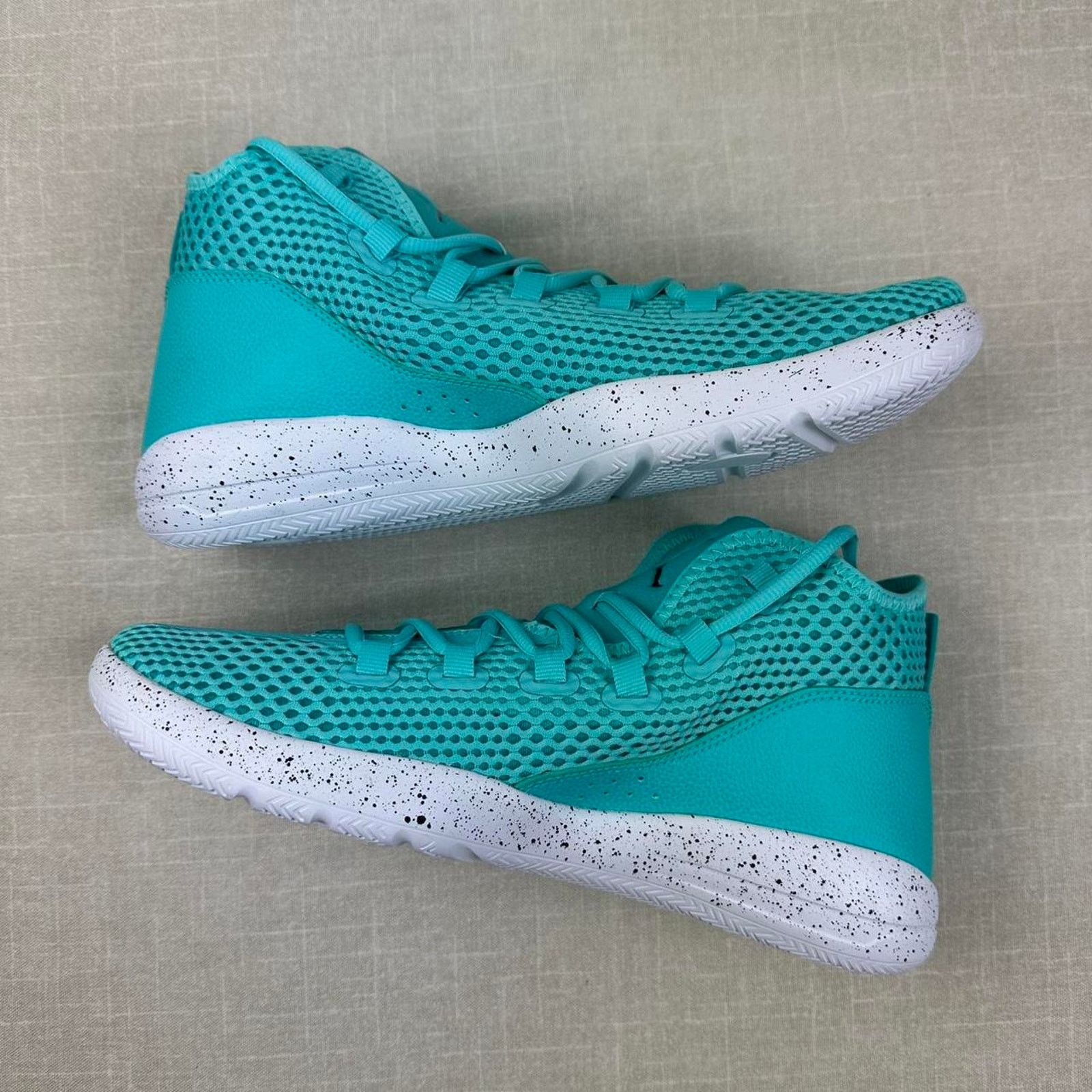 🐬 2016 Jordan Reveal Hyper Turquoise 9.5M