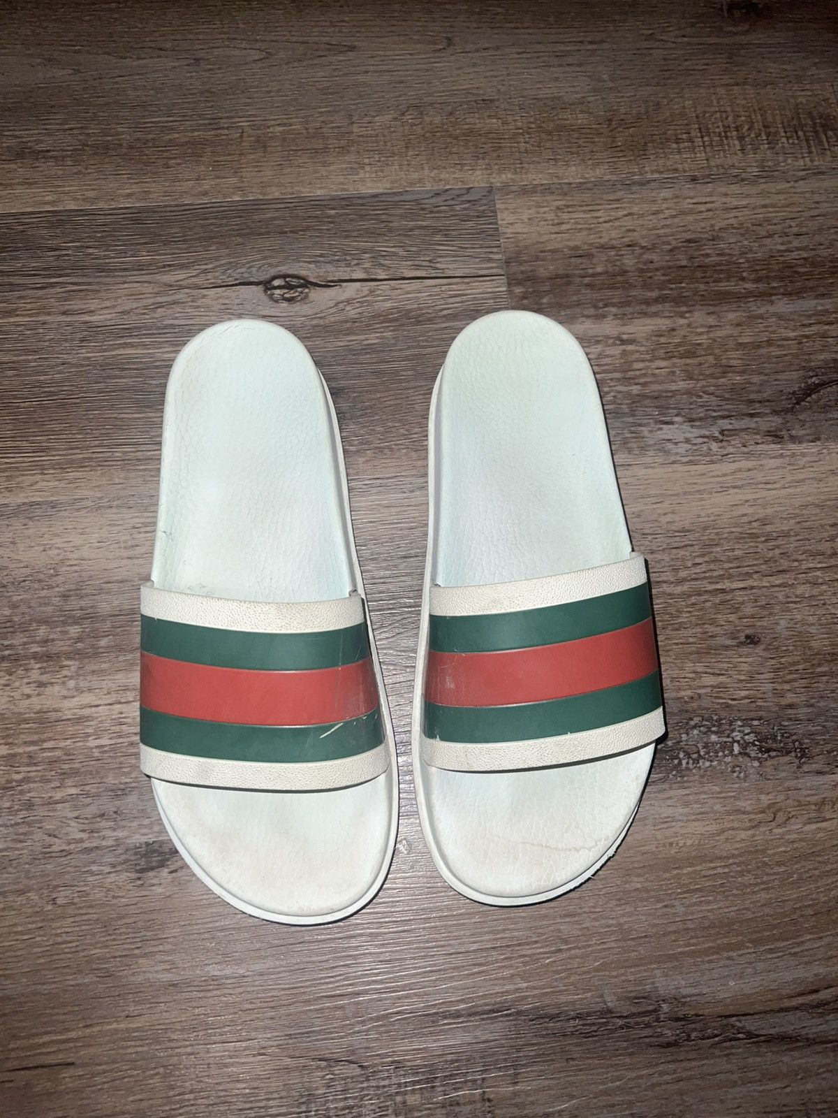 Gucci White gucci Size US 10 / EU 43 - 1 Thumbnail