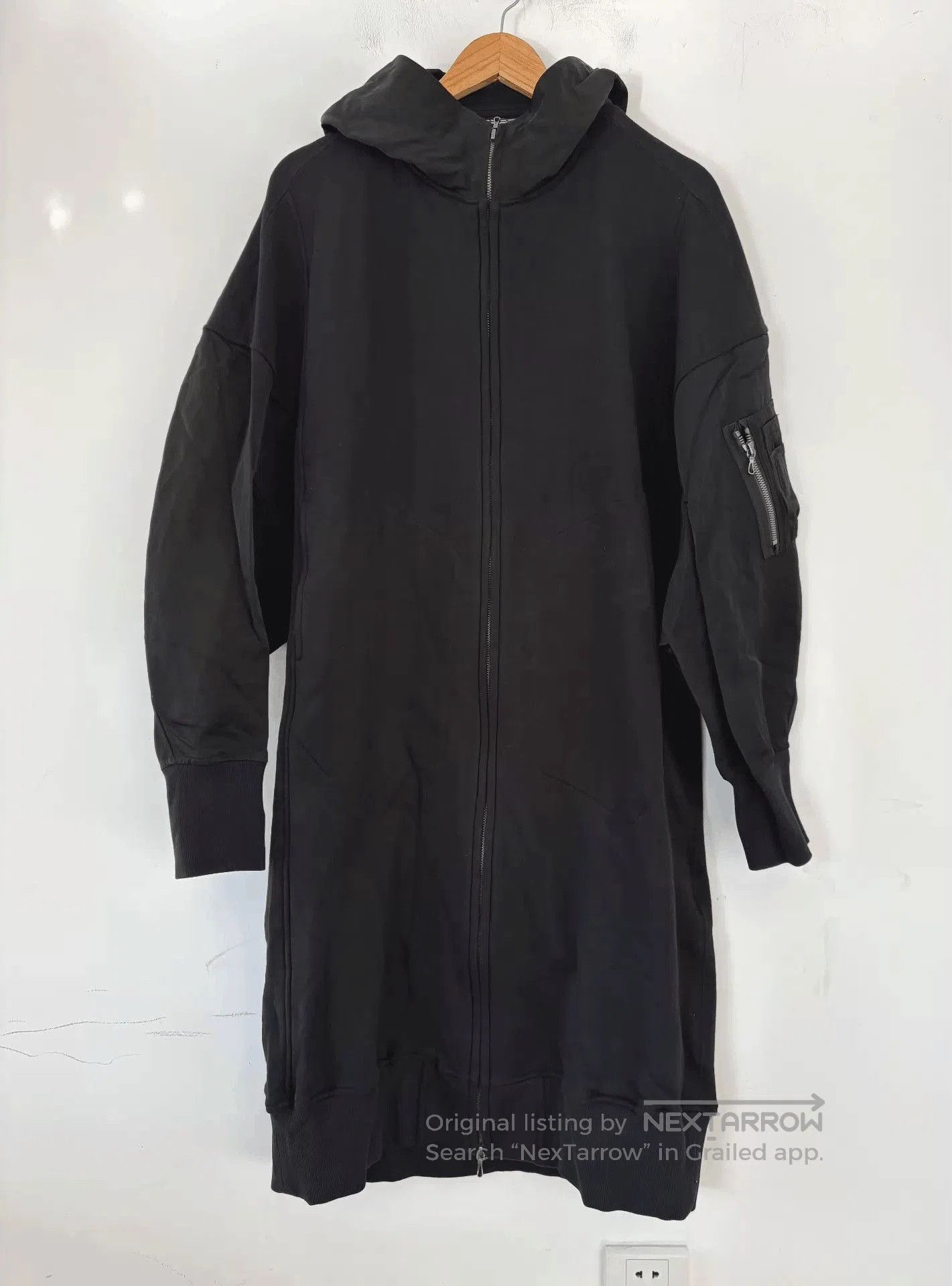 Julius Long Black Zip. Size US M / EU 48-50 / 2 - 1 Thumbnail