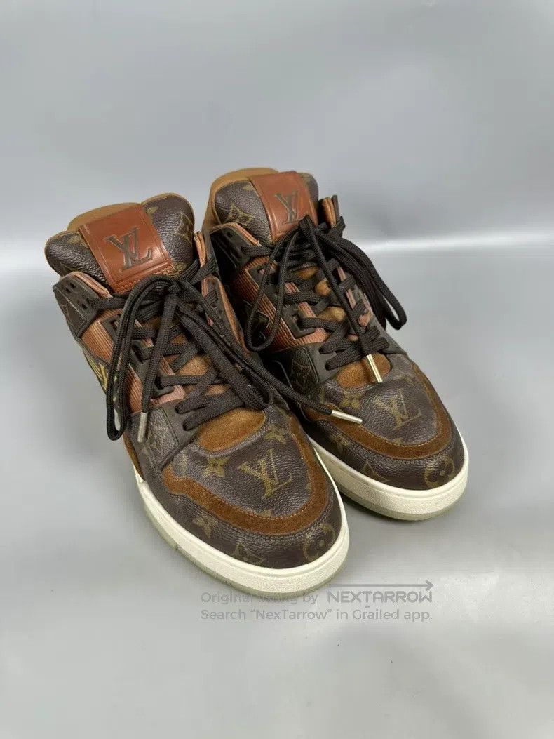Louis Vuitton Louis Vuitton Full-print presbyopic casual shoes Size US 7 / EU 40 - 3 Thumbnail