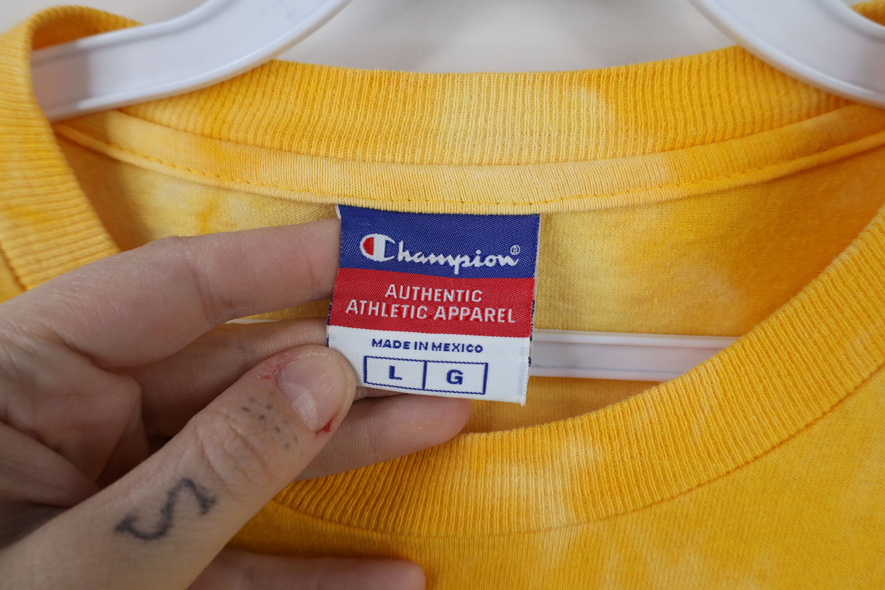 Champion × Vintage Vintage 90s Champion Acid Wash Long Sleeve T-Shirt Yellow Size US L / EU 52-54 / 3 - 9 Thumbnail