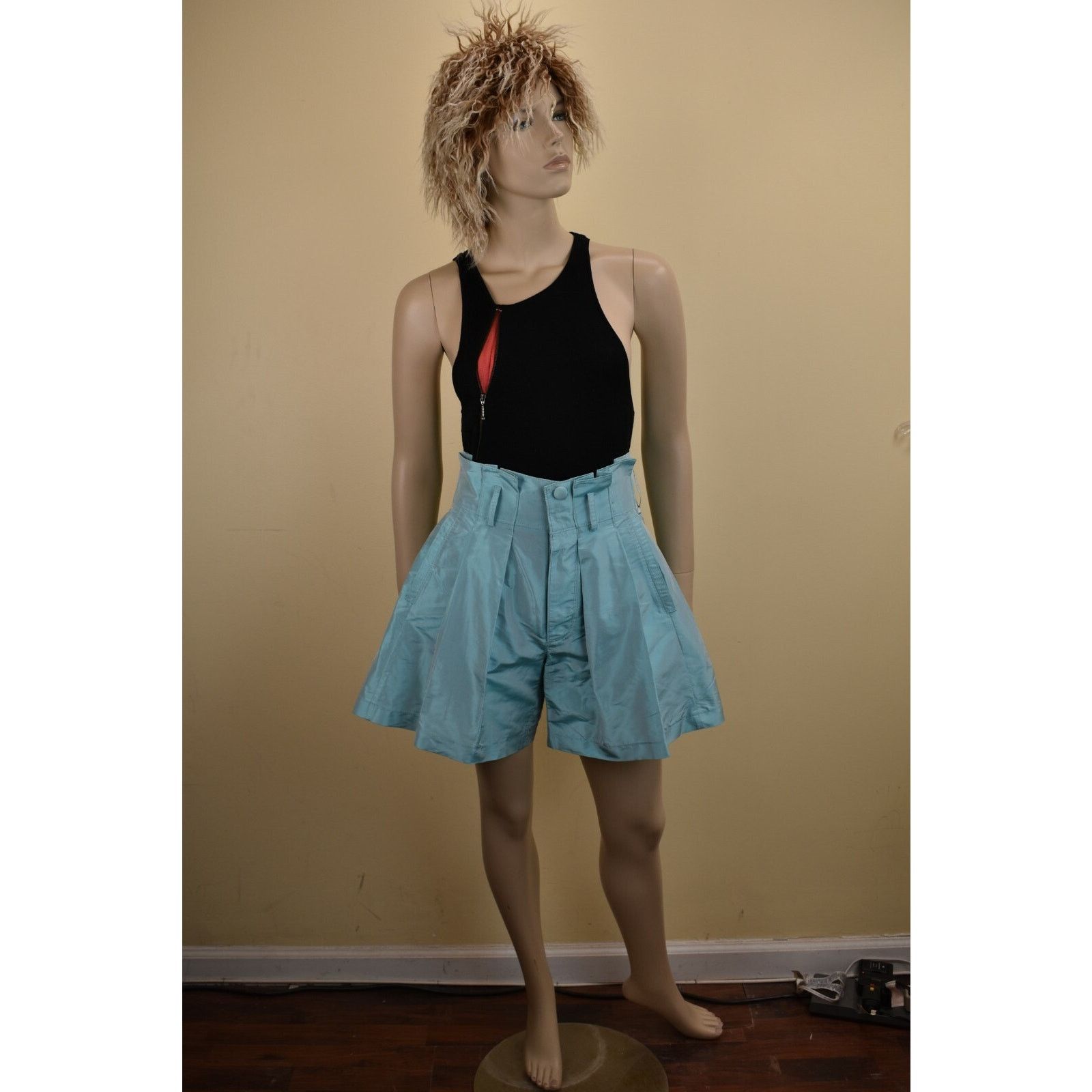 Balenciaga BALENCIAGA TURQUOISE SILK BERMUDA SHORTS SKIRT 36 $895 ITALY Size 36" / US 14 / IT 50 - 1 Thumbnail