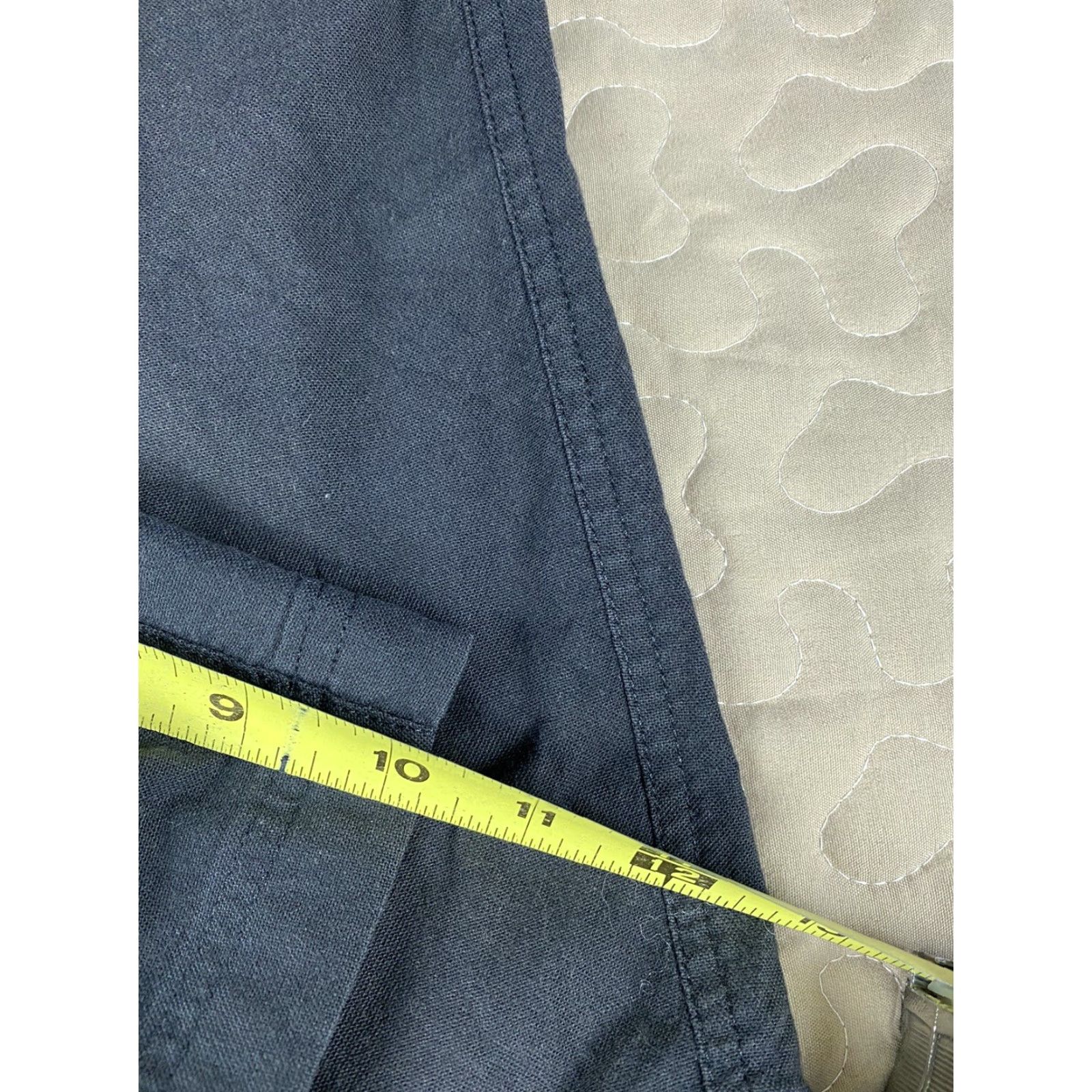 Lululemon Lululemon Black Chino Shorts Mens 34 9" Golf Casual Black Sized 34 Mens Chino Shorts Casual Golf Size US 34 / EU 50 - 5 Thumbnail