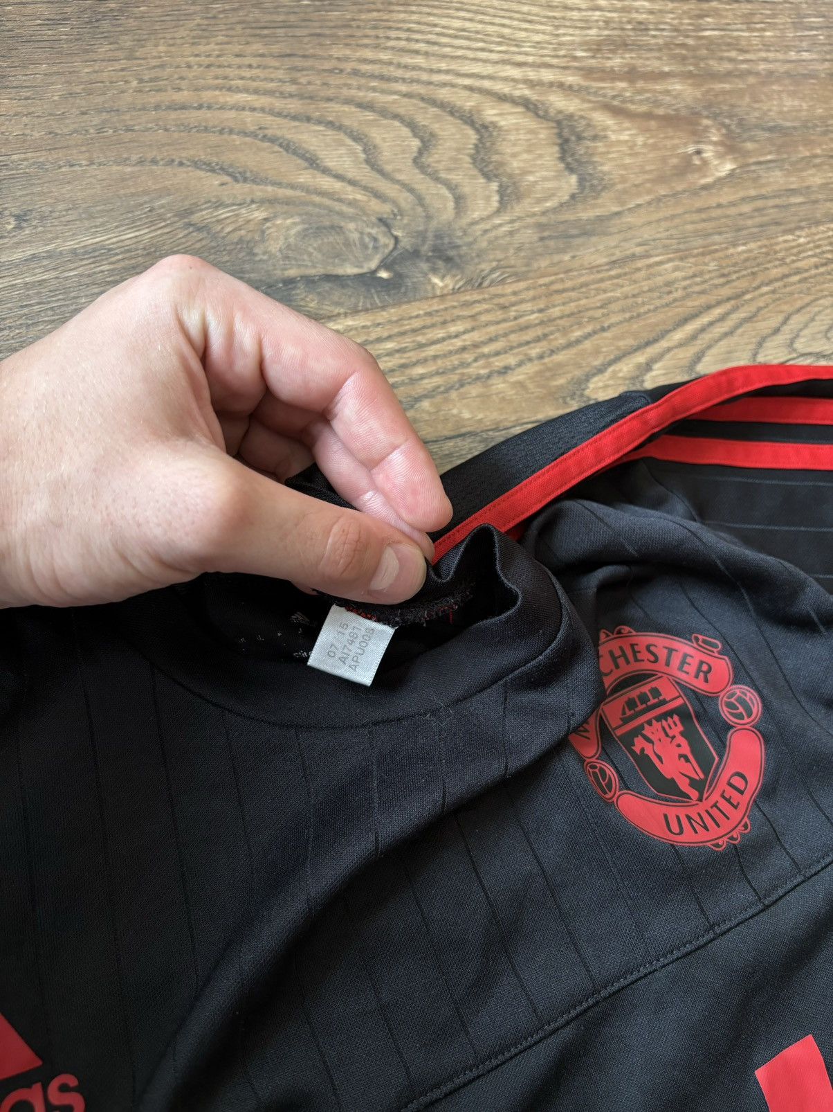 Adidas RARE Manchester United 2015-16 training football shirt sz M Size US M / EU 48-50 / 2 - 8 Thumbnail