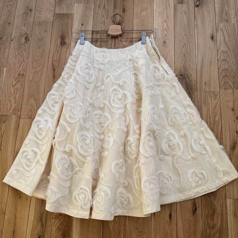 Comme des Garcons COMME des GARCONS Beige Vintage Lace Skirt - dmc Size US 34 / EU 50 - 1 Thumbnail