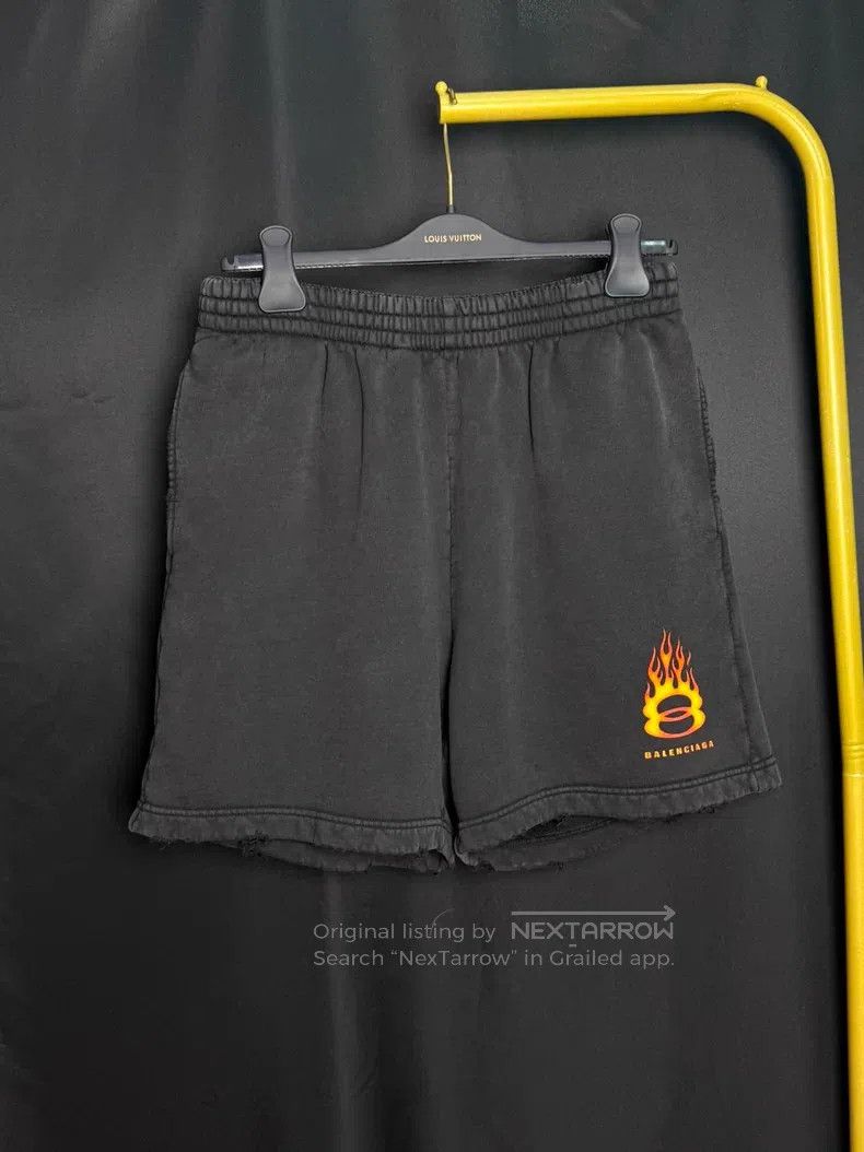 Balenciaga Balenciaga size XS Flame Double Ring Short Pants Size US 27 - 1 Thumbnail