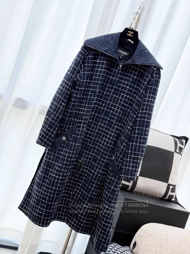 Chanel Chanel Dark blue silhouette tweed diamond buckle zipper lo Size XXS / US 00 / IT 34 - 2 Thumbnail