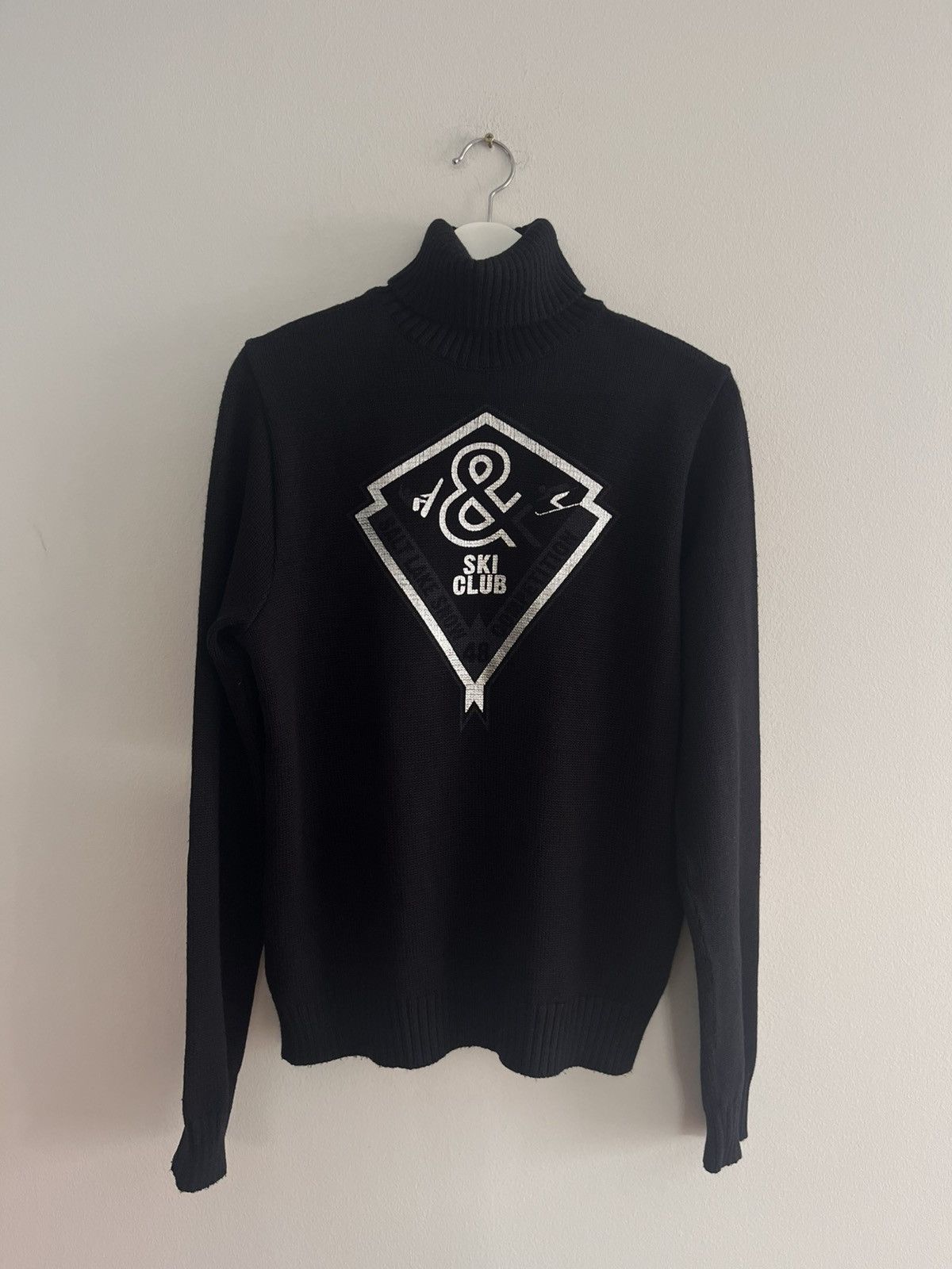 Dolce & Gabbana Dolce & Gabbana - Ski Club Wool Turtleneck Sweater Size US M / EU 48-50 / 2 - 1 Thumbnail