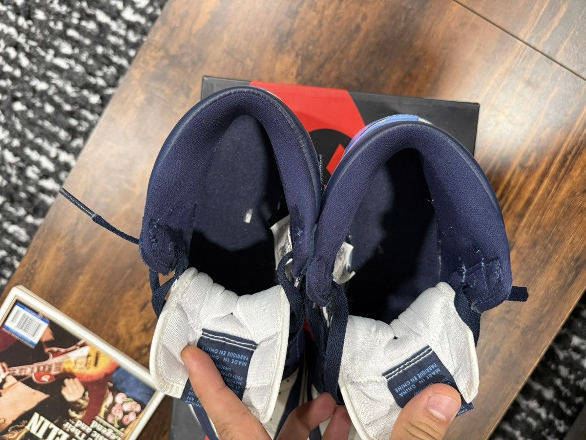 Jordan Brand Nike Jordan 1 High Obsidian 9.5 Size US 9.5 / EU 42-43 - 6 Thumbnail