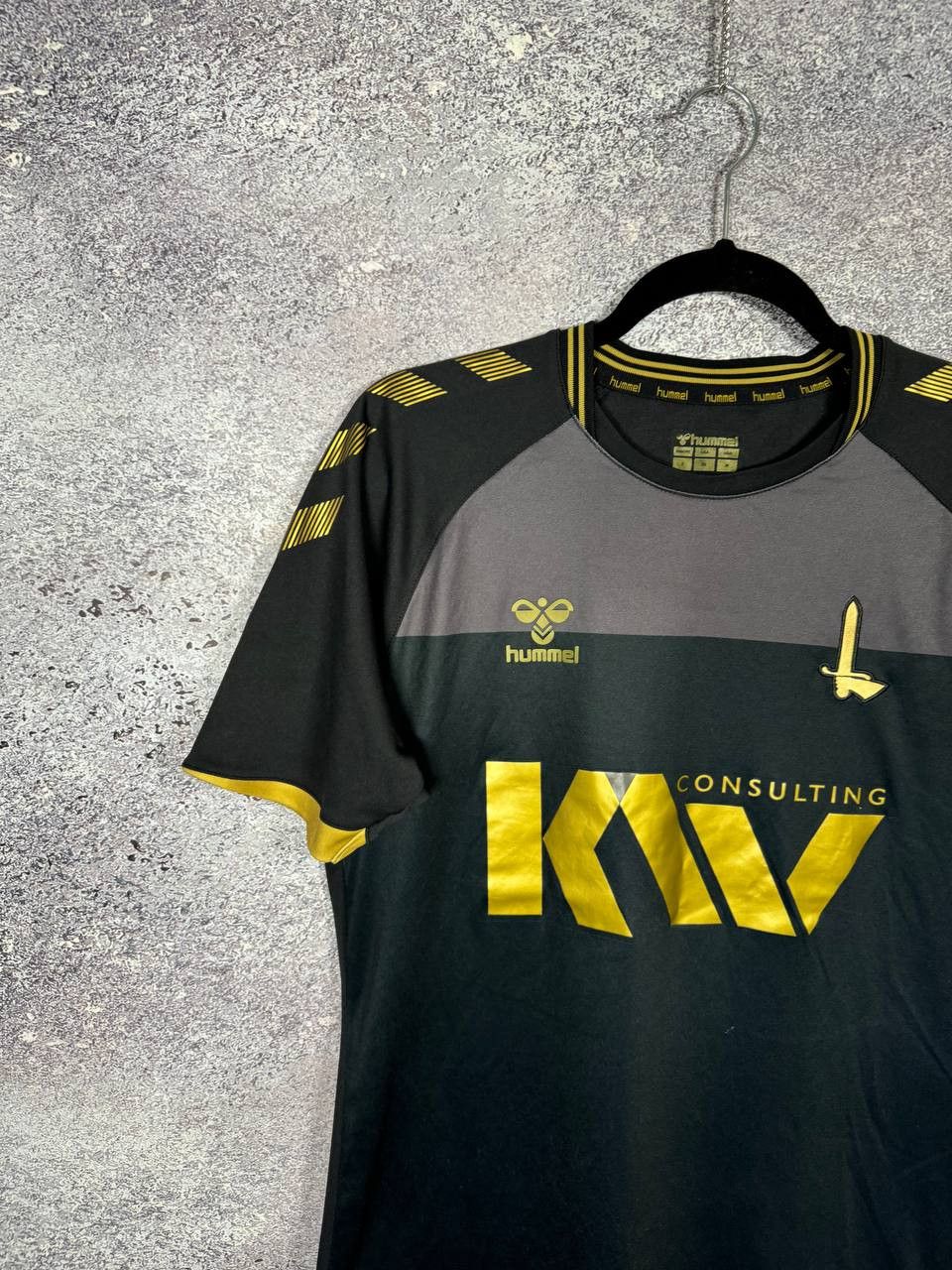 Hummel × Vintage Vintage Charlton Athletic 2021/22 Third Hummel Soccer Jersey Size US S / EU 44-46 / 1 - 3 Thumbnail