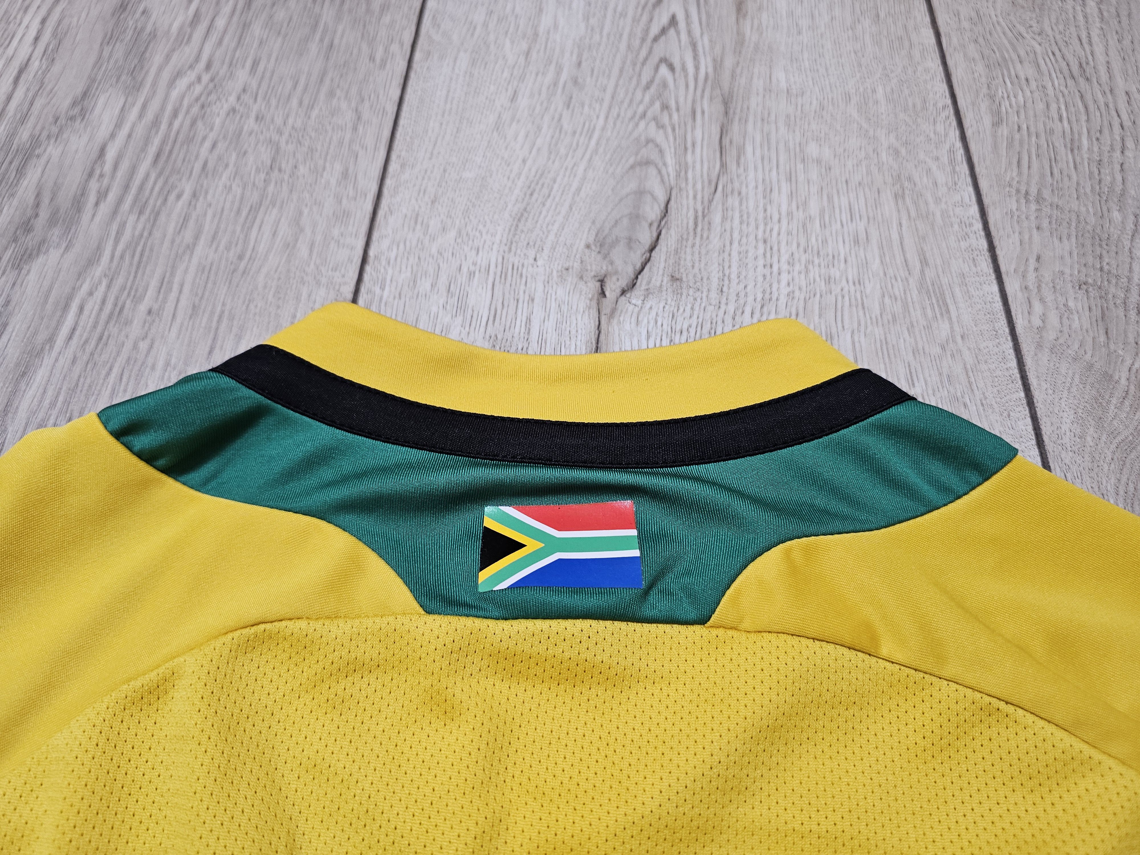 All Sport SOUTH AFRICA 2012 2013 HOME FOOTBALL SHIRT SOCCER JERSEY Size US S / EU 44-46 / 1 - 5 Thumbnail
