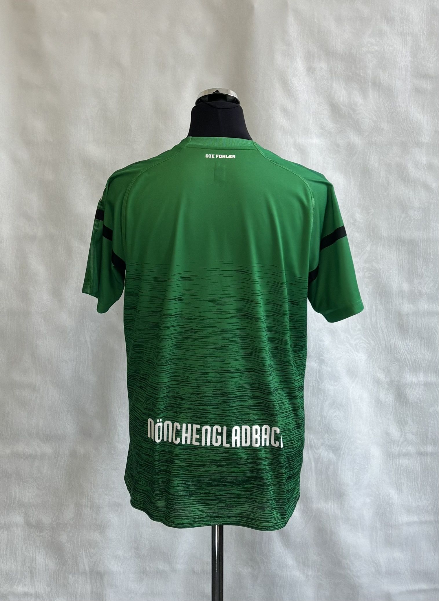 Puma Borussia Monchengladbach 2018/2019 Puma Football Jersey Size US L / EU 52-54 / 3 - 2 Thumbnail