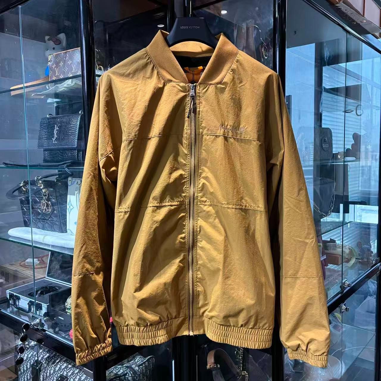 Timberland Timberland Waterproof Yellow Light Jacket l Men Size US L / EU 52-54 / 3 - 1 Thumbnail